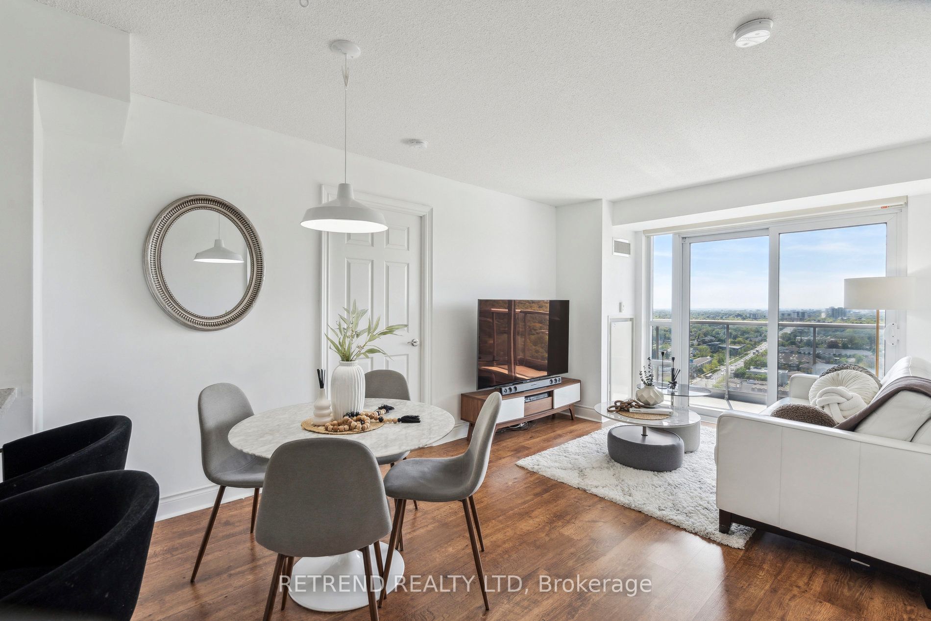 15 Greenview Avenue 2111 Property Photo 1