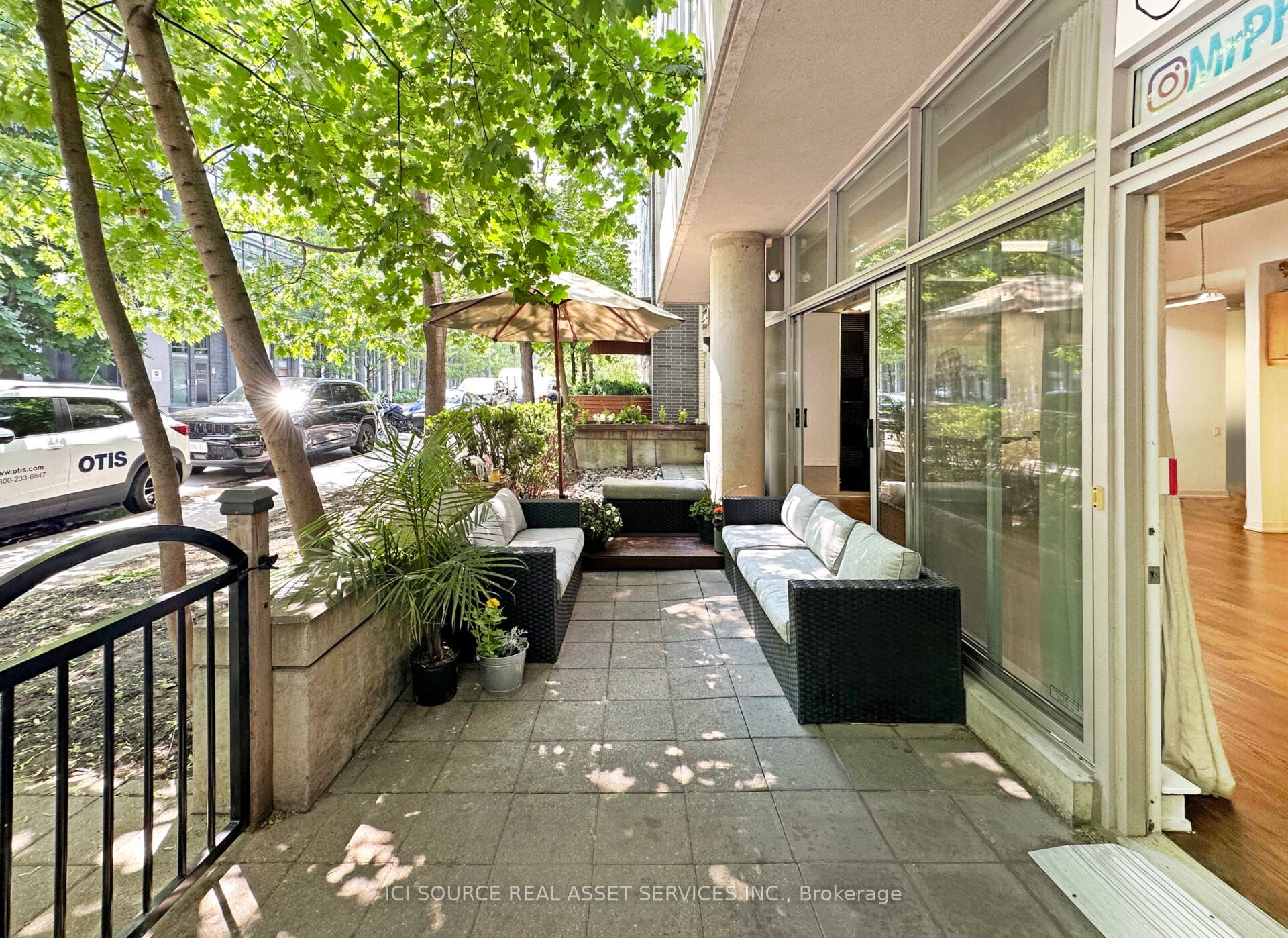 #103 - 66 Portland Street Property Photo 2