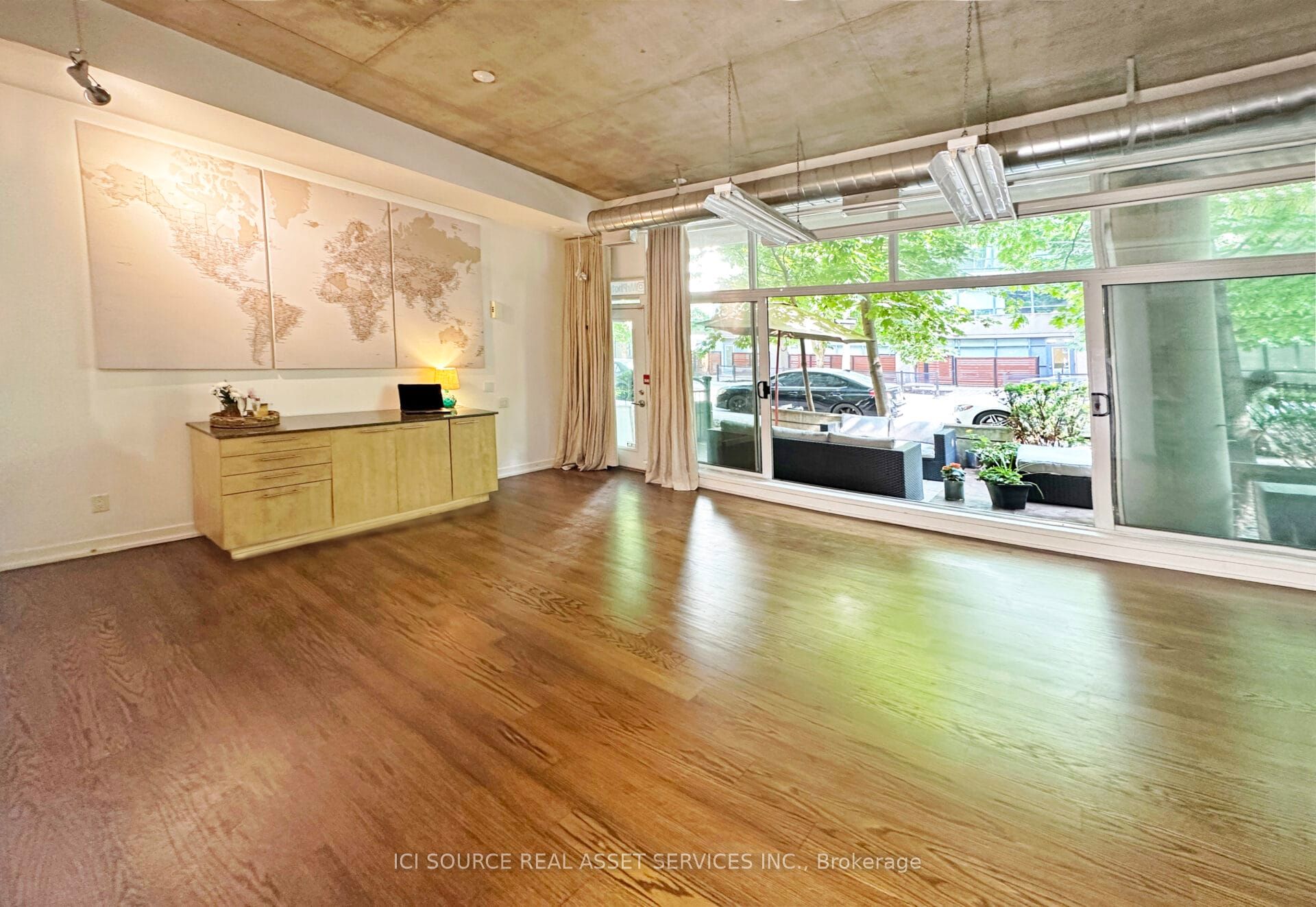#103 - 66 Portland Street Property Photo 6