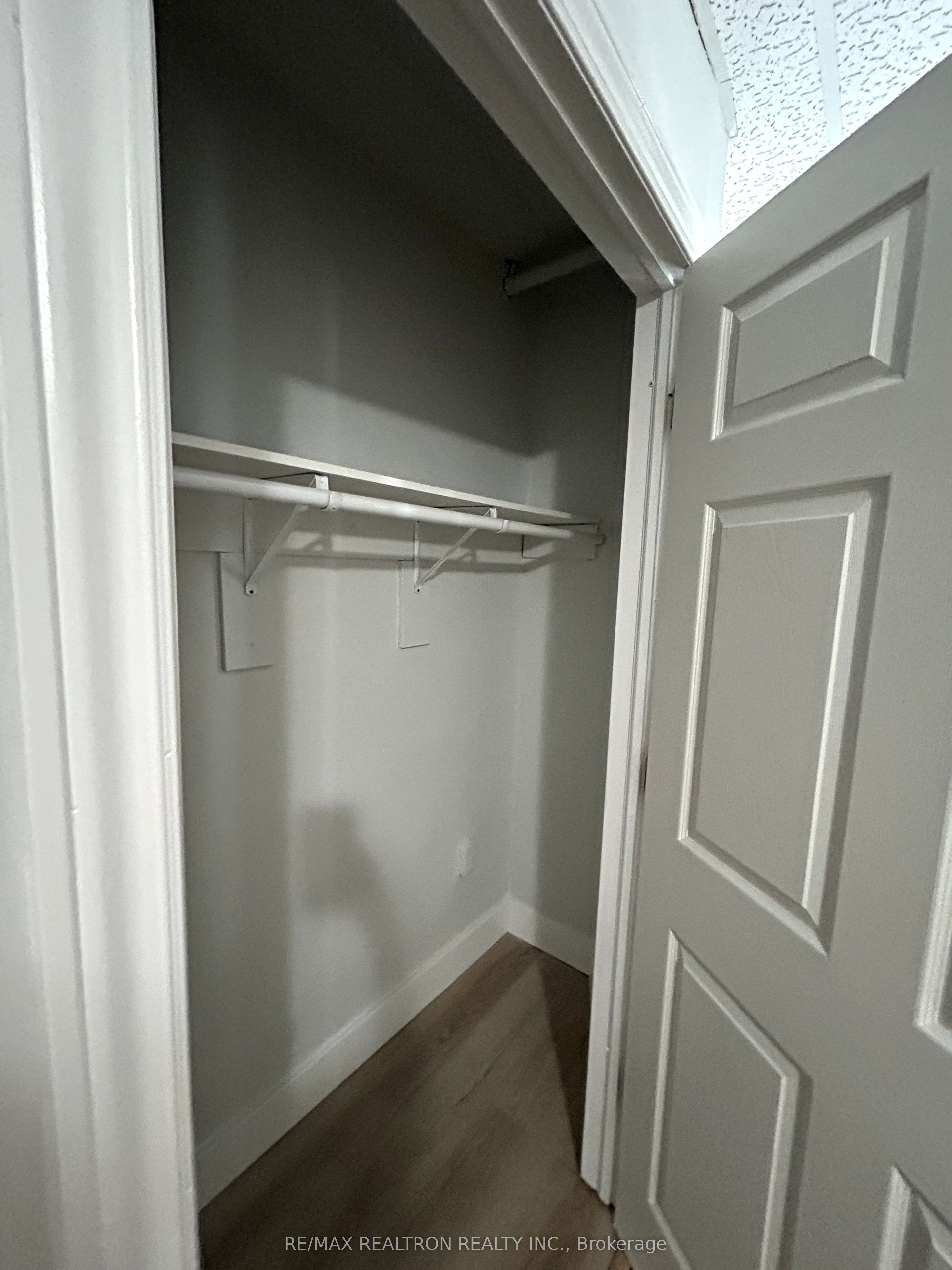 312 Douglas Avenue 104 Property Photo 6