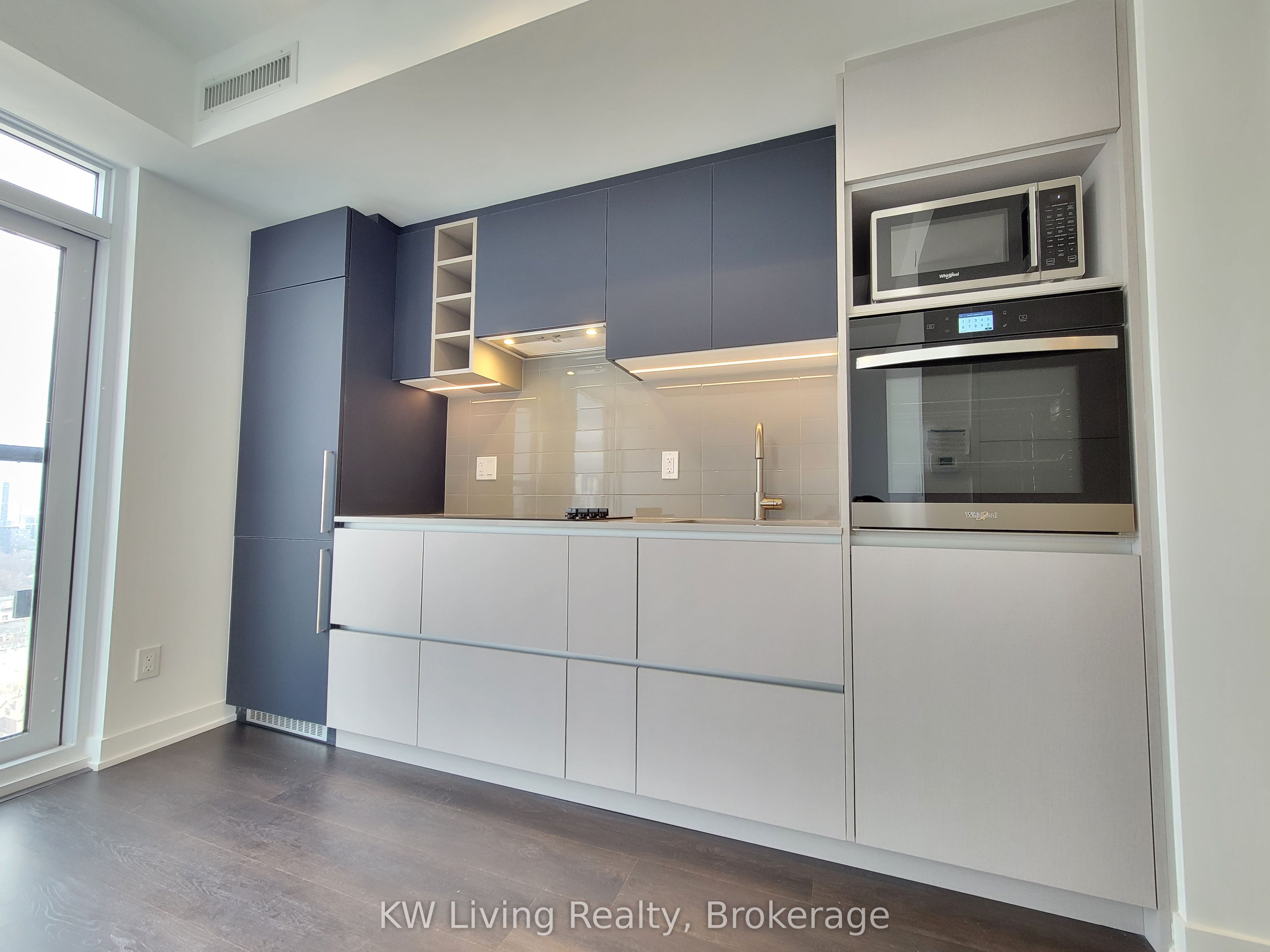 #2012 - 319 Jarvis Street Property Photo 1