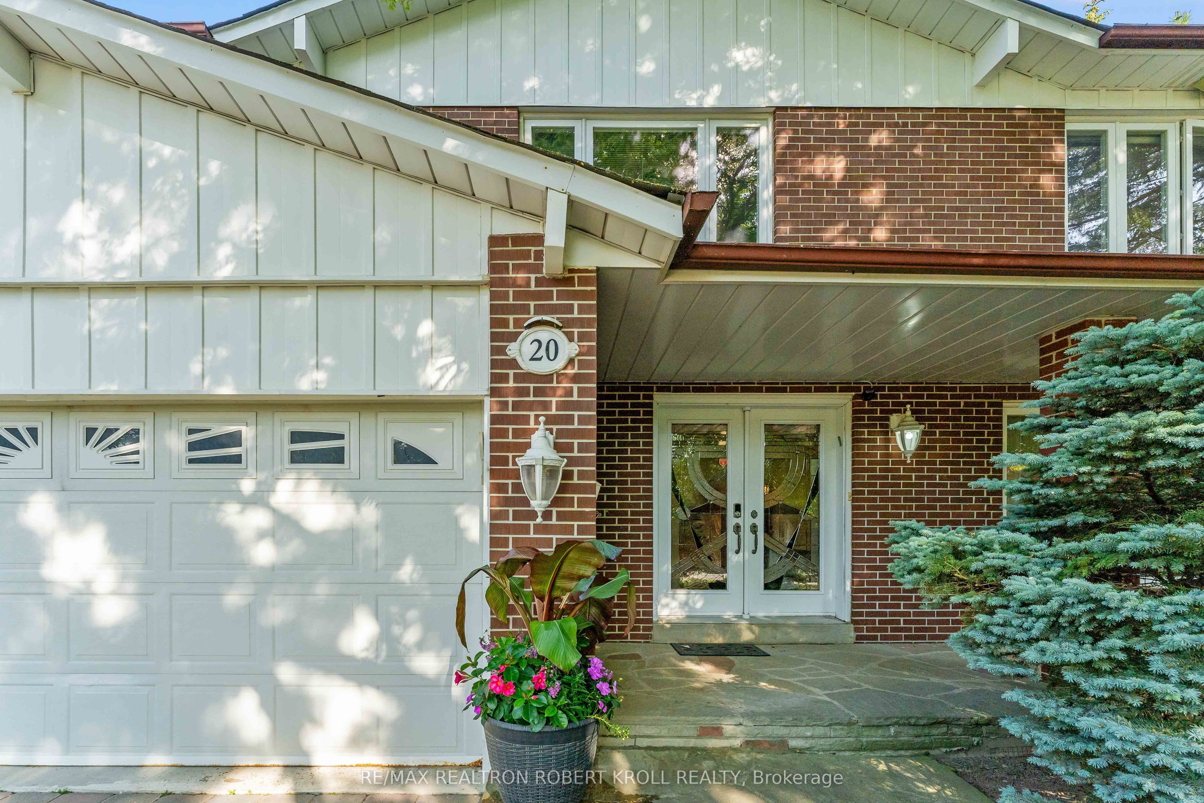 20 Sonata Crescent Property Photo 3