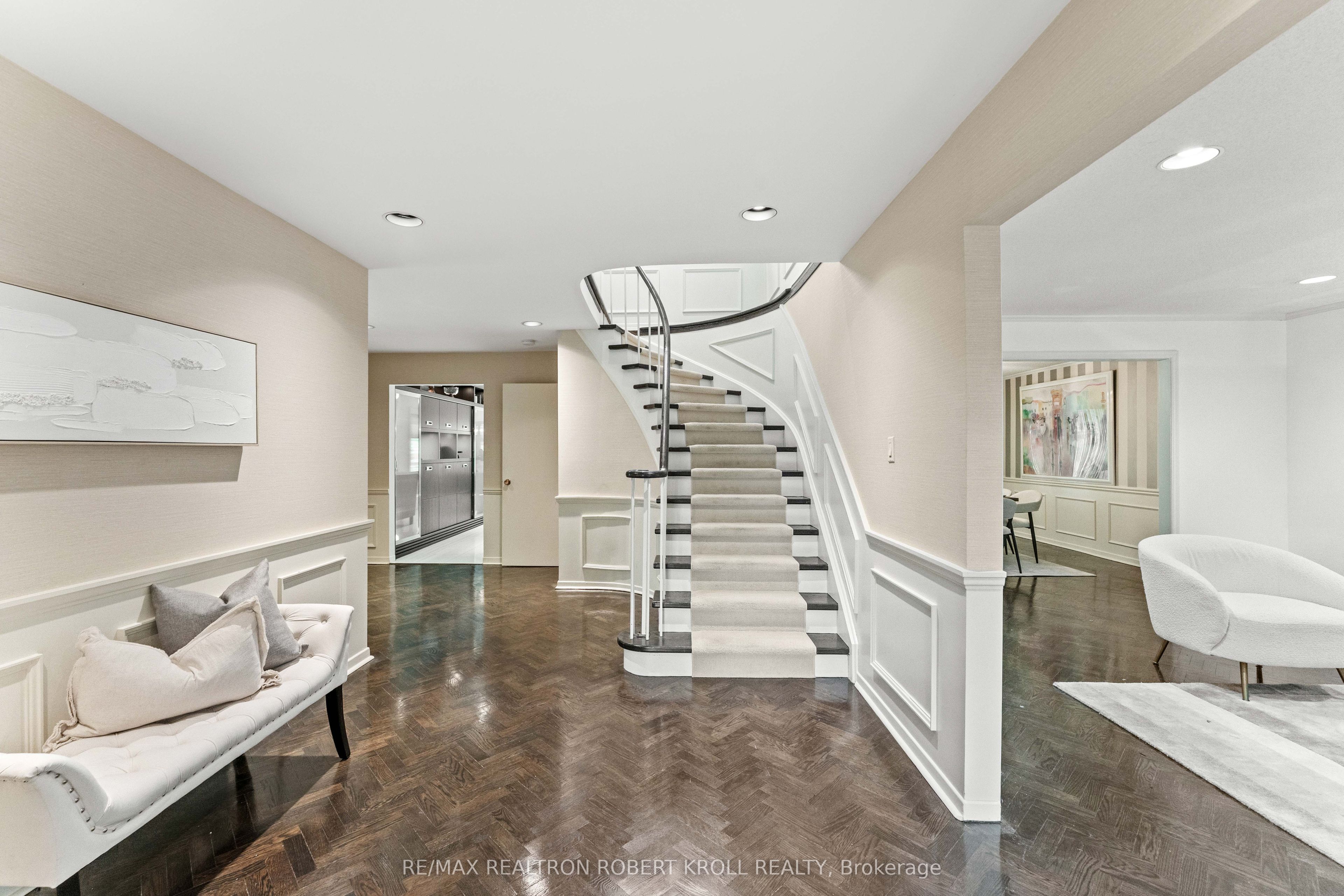 20 Sonata Crescent Property Photo 5