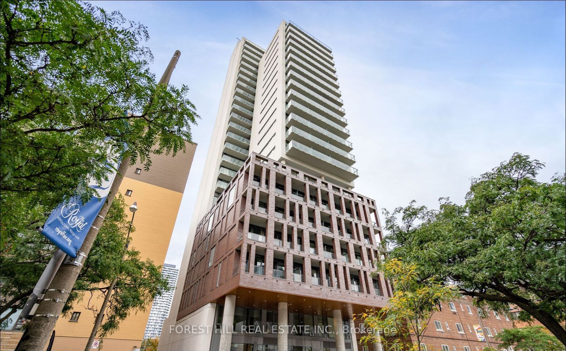 #2208 - 81 Wellesley Street Property Photo 1