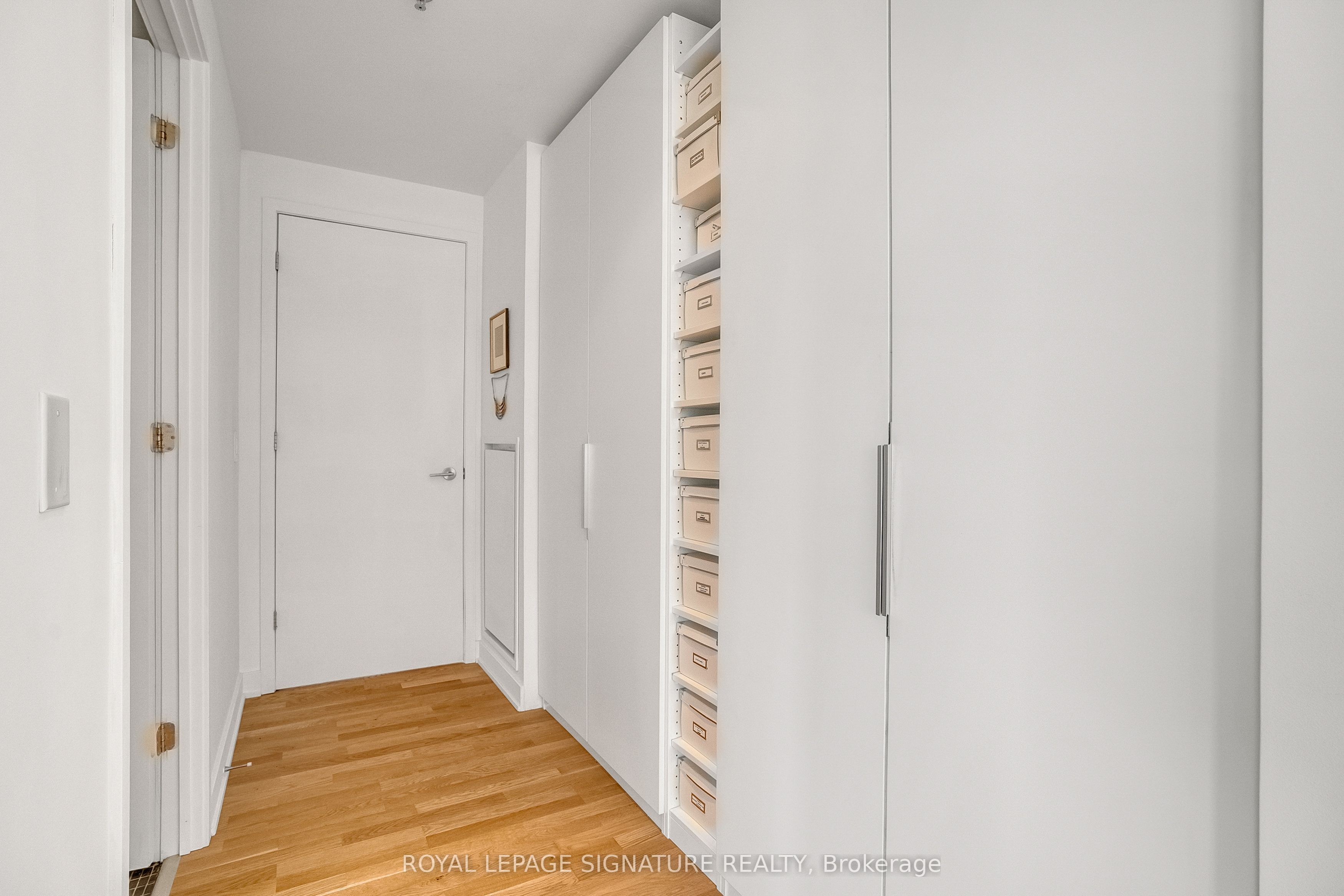 8 Dovercourt Road 609 Property Photo 31