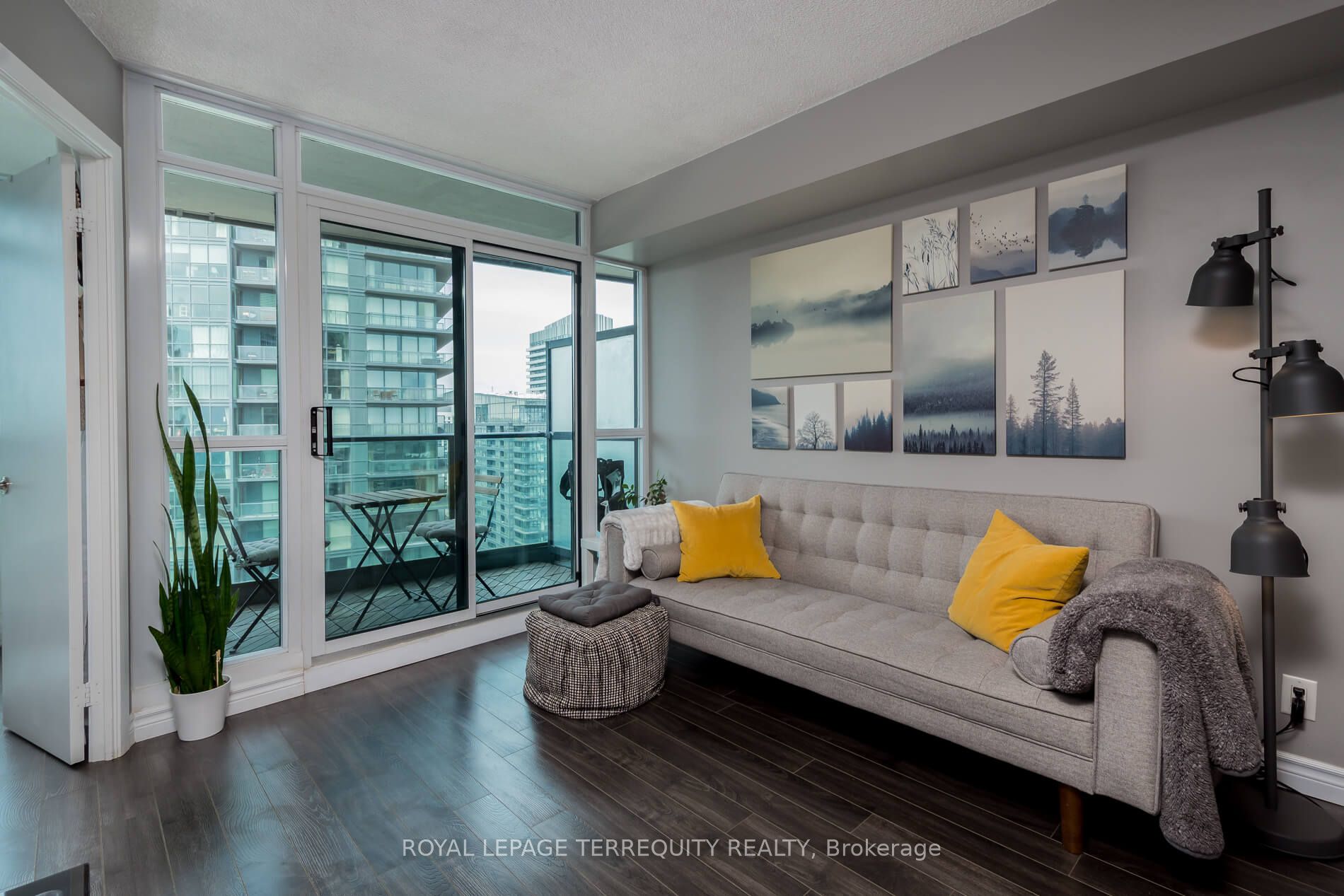 600 Fleet Street 2211 Property Photo 12