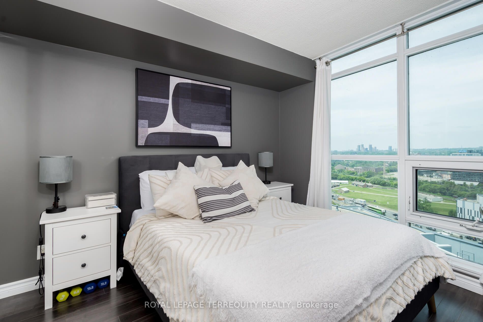 600 Fleet Street 2211 Property Photo 15