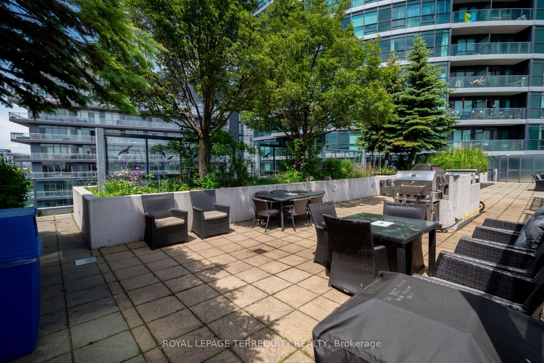 600 Fleet Street 2211 Property Photo 36