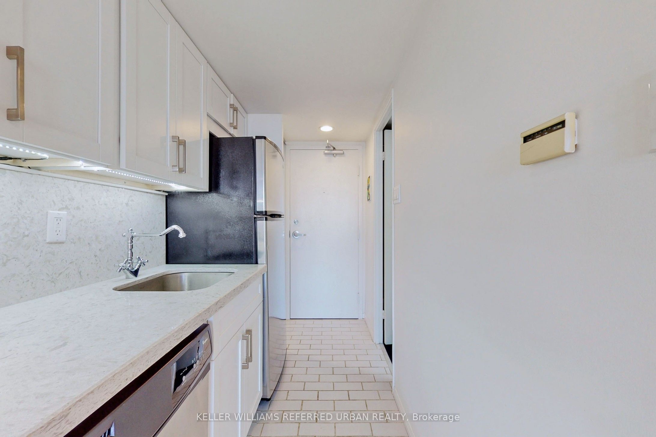 705 King Street W 1909 Property Photo 10