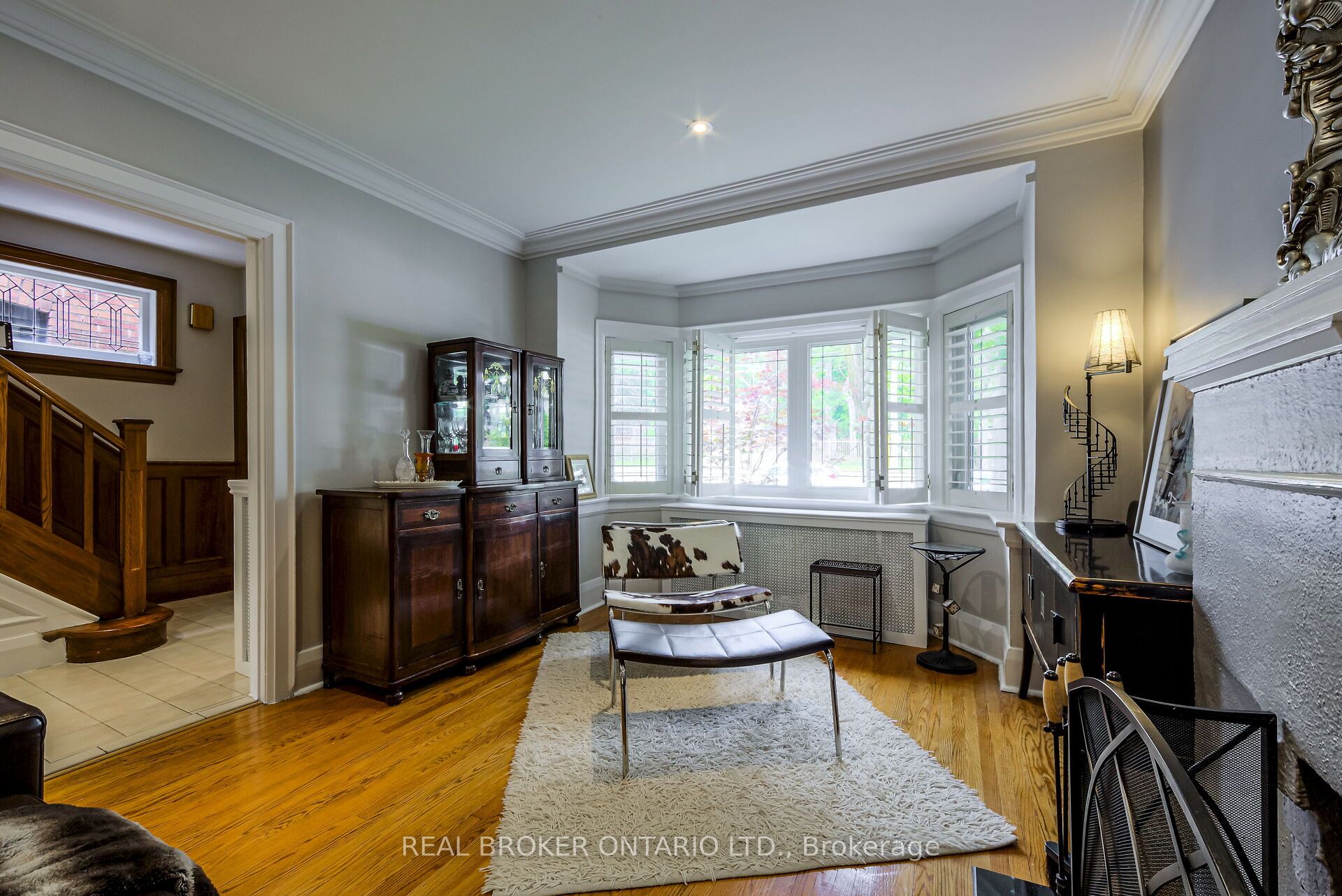 413 Roselawn Avenue Property Photo 8