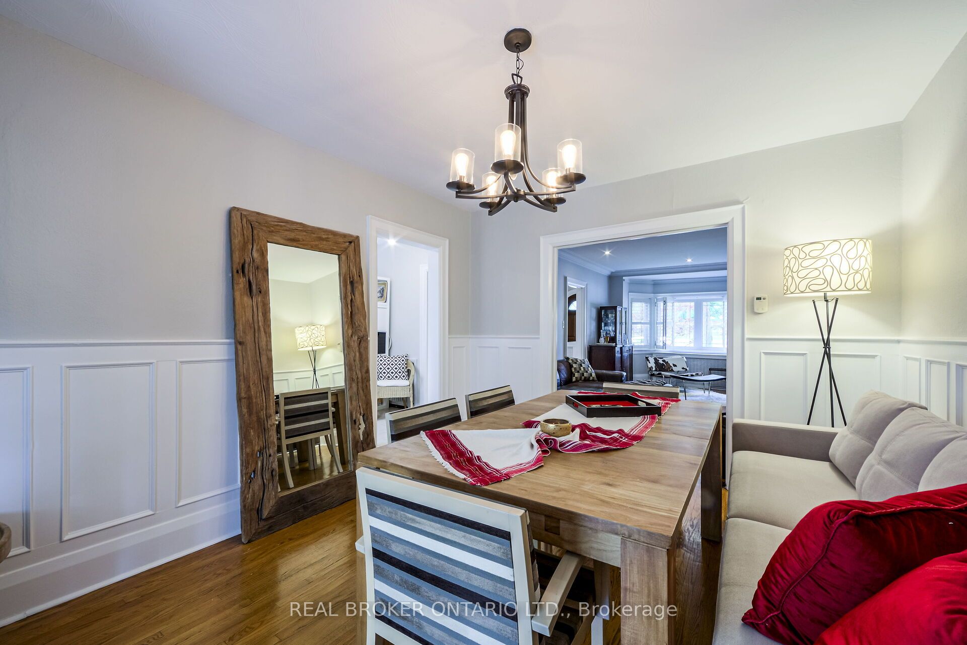 413 Roselawn Avenue Property Photo 14