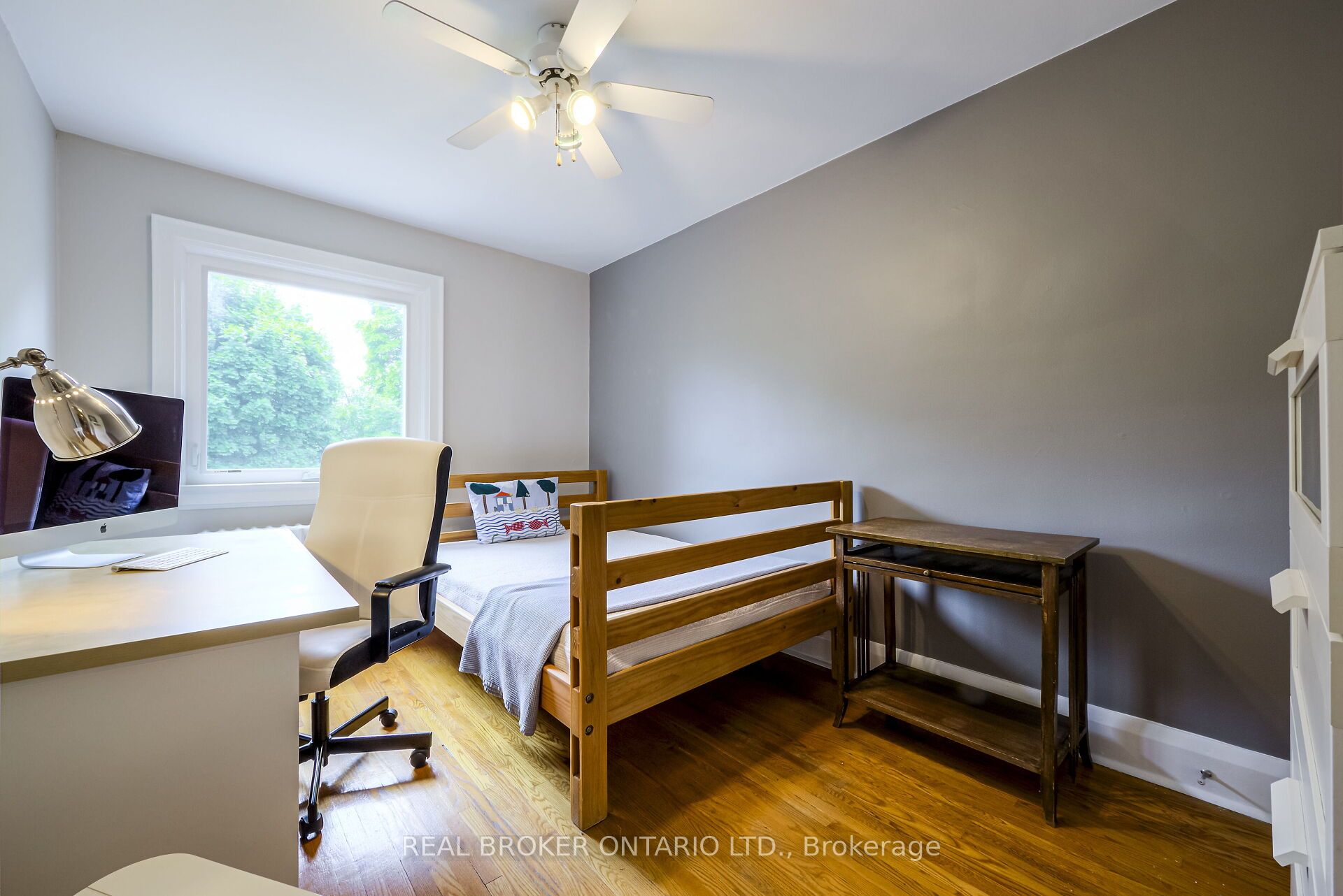 413 Roselawn Avenue Property Photo 27