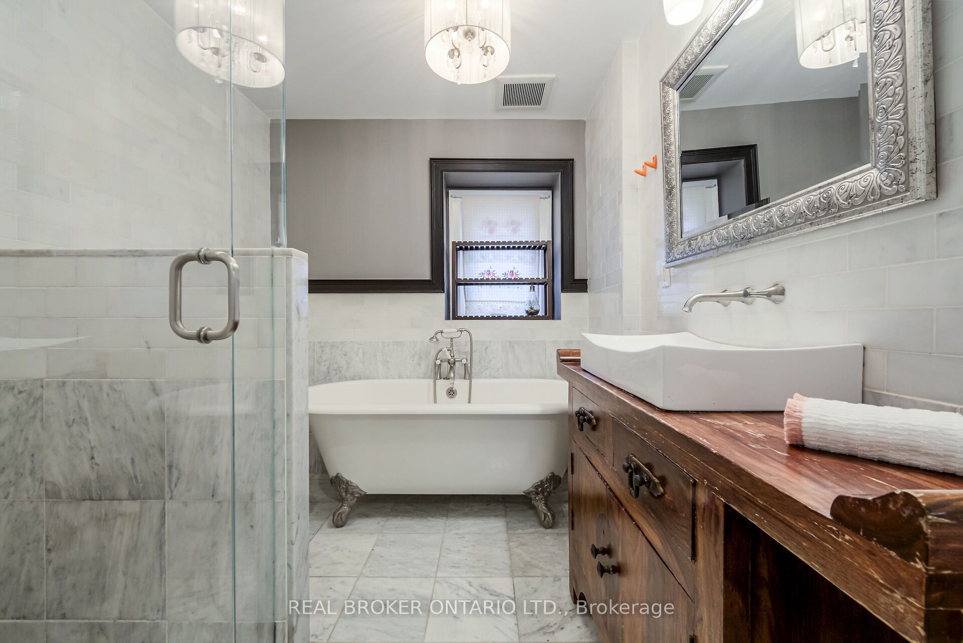 413 Roselawn Avenue Property Photo 29