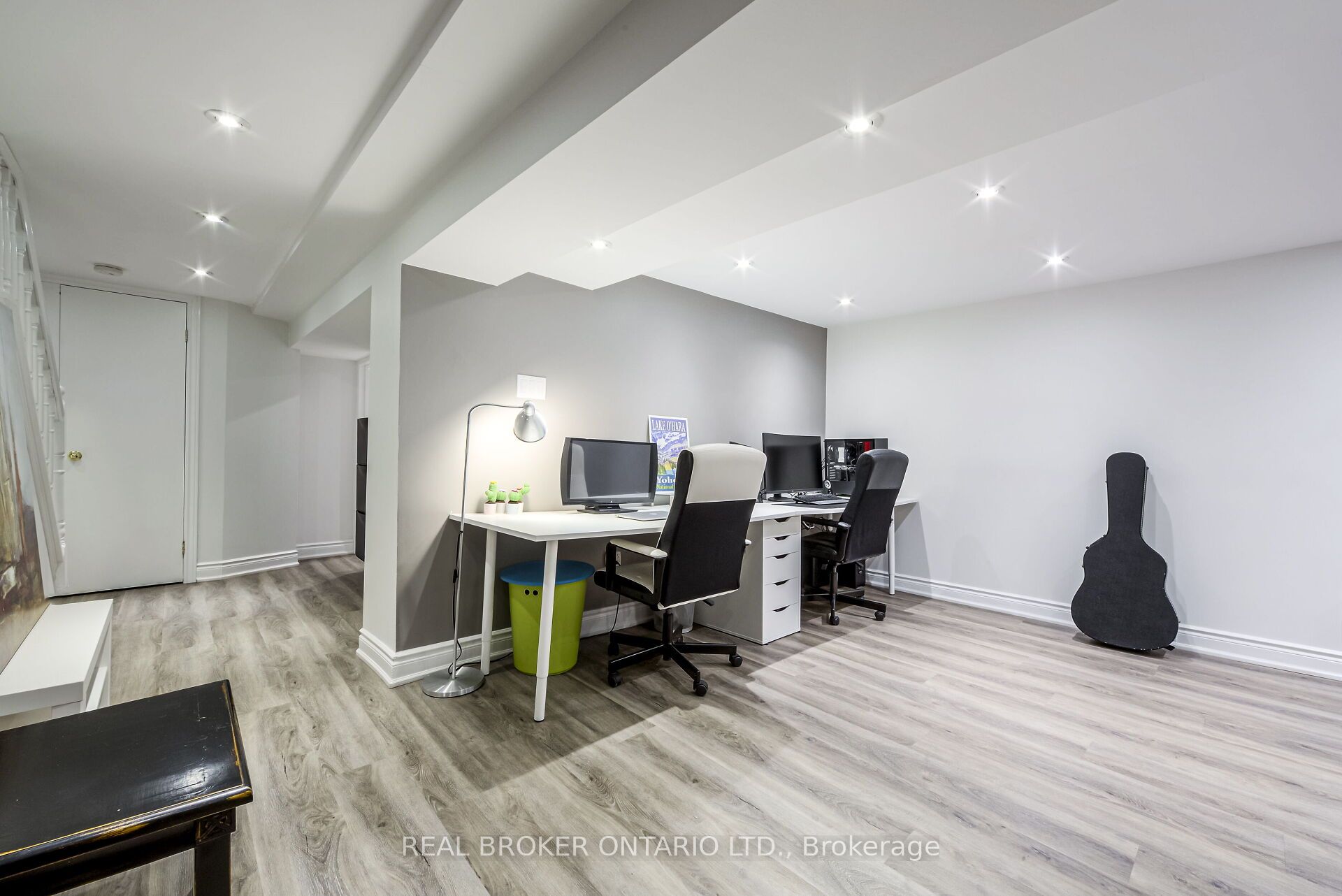413 Roselawn Avenue Property Photo 35