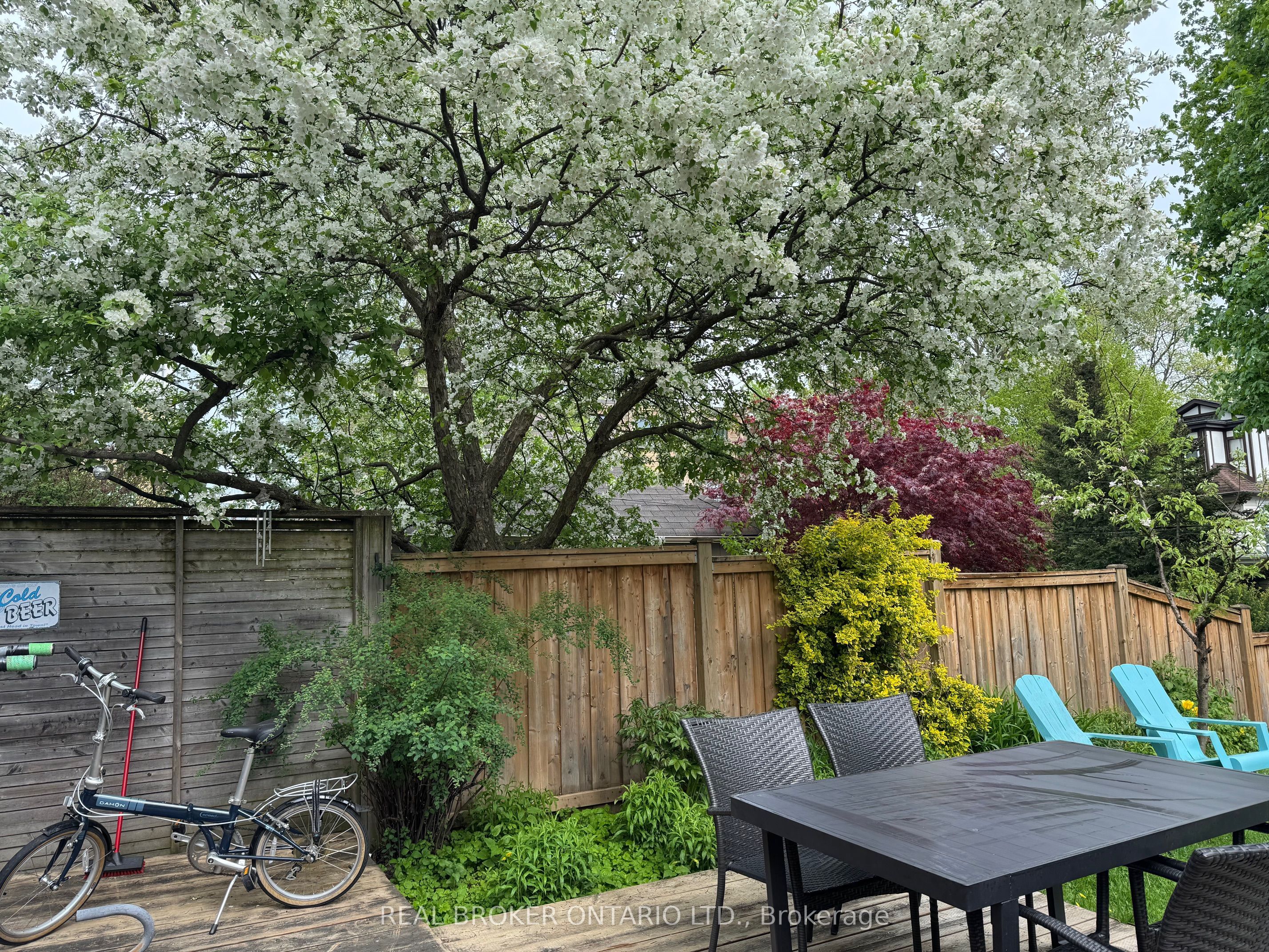 413 Roselawn Avenue Property Photo 38