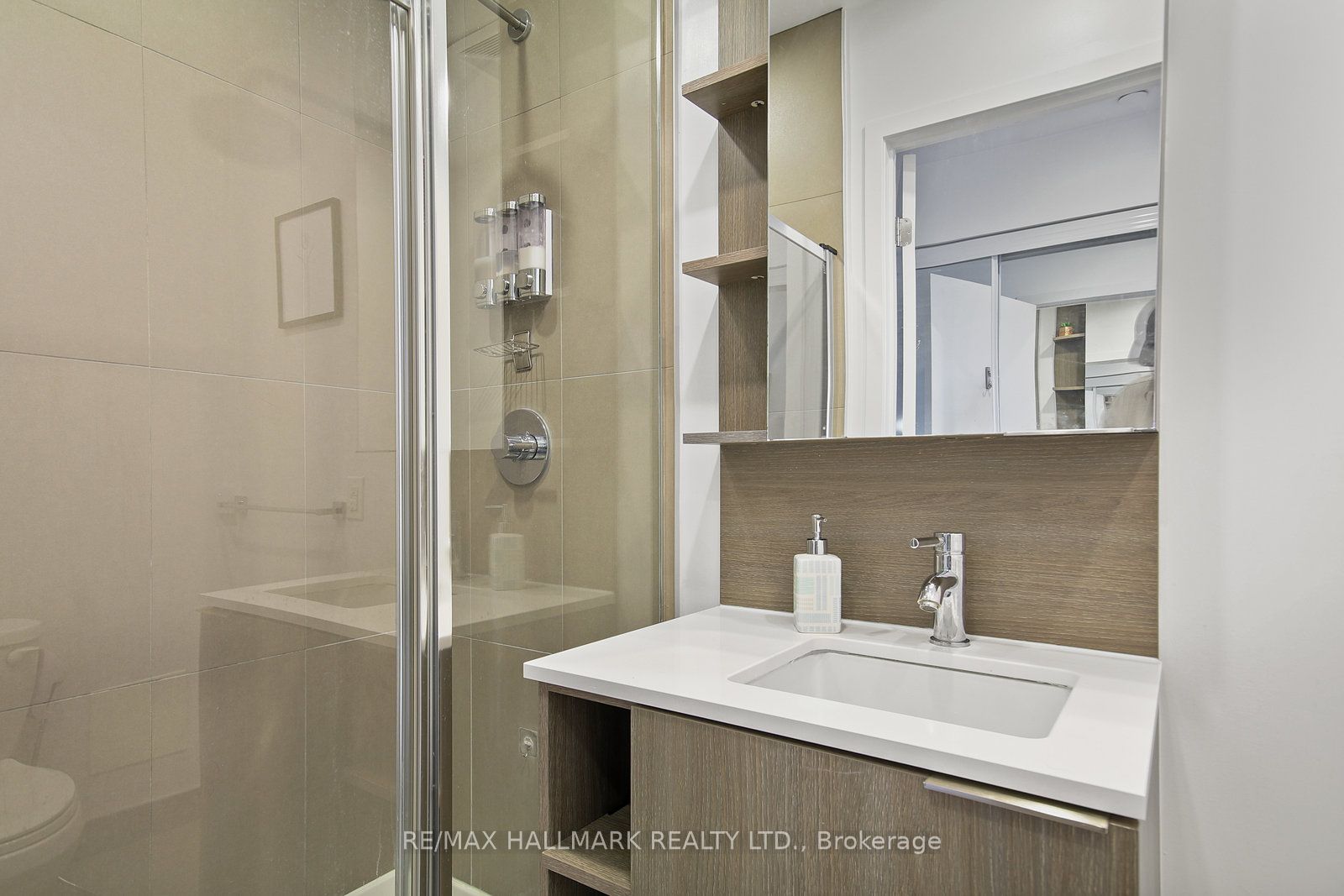 55 Regent Park Boulevard 911 Property Photo 16