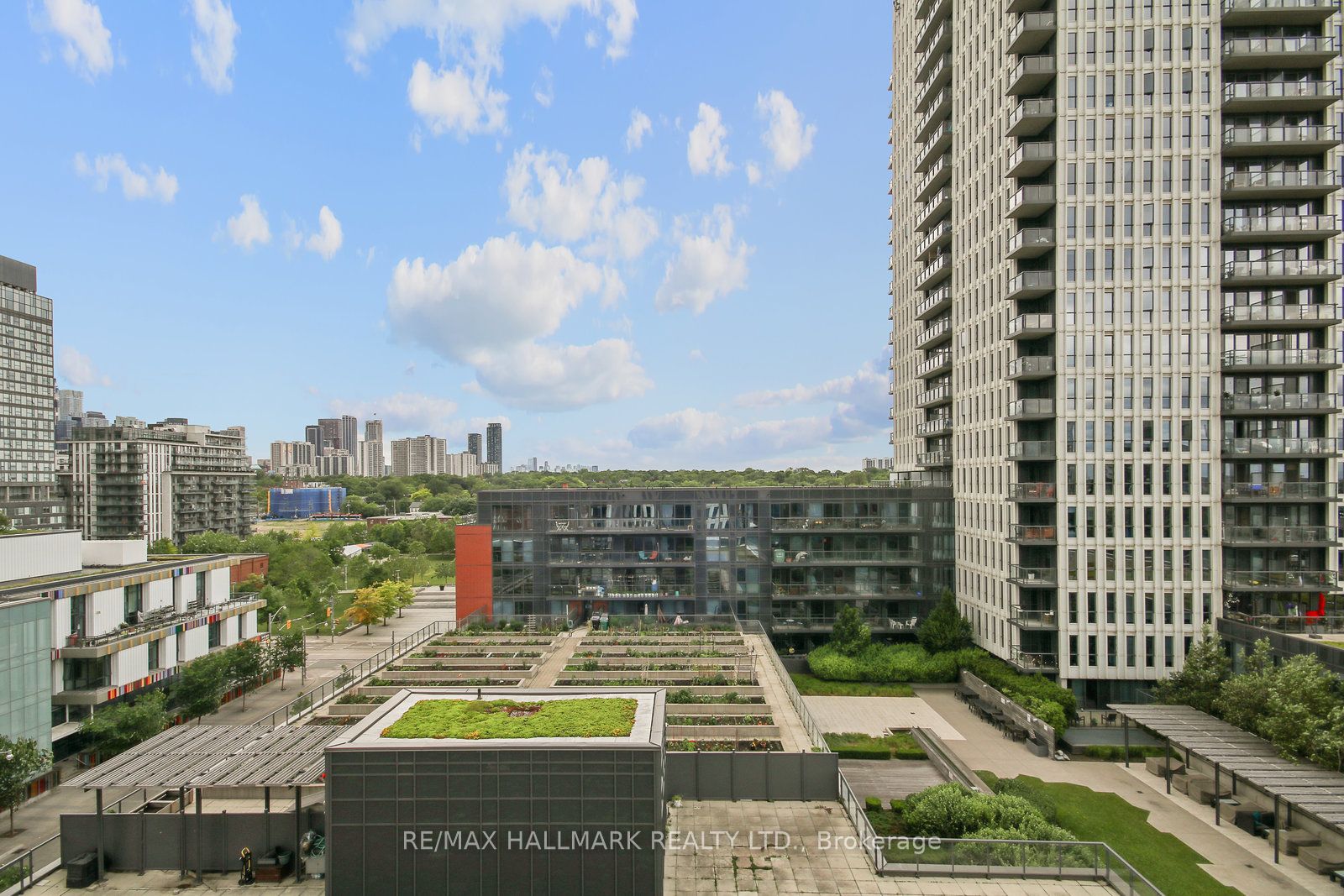 55 Regent Park Boulevard 911 Property Photo 20