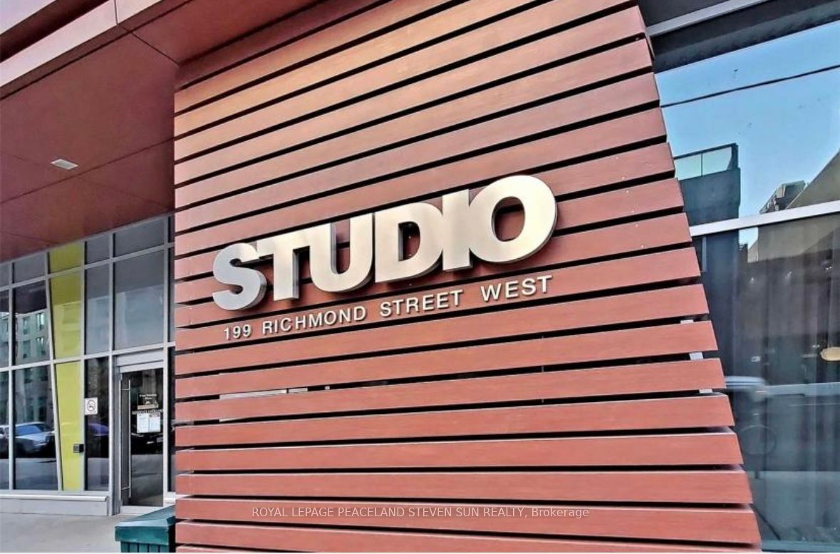 199 Richmond Street W 1004 Property Photo 3