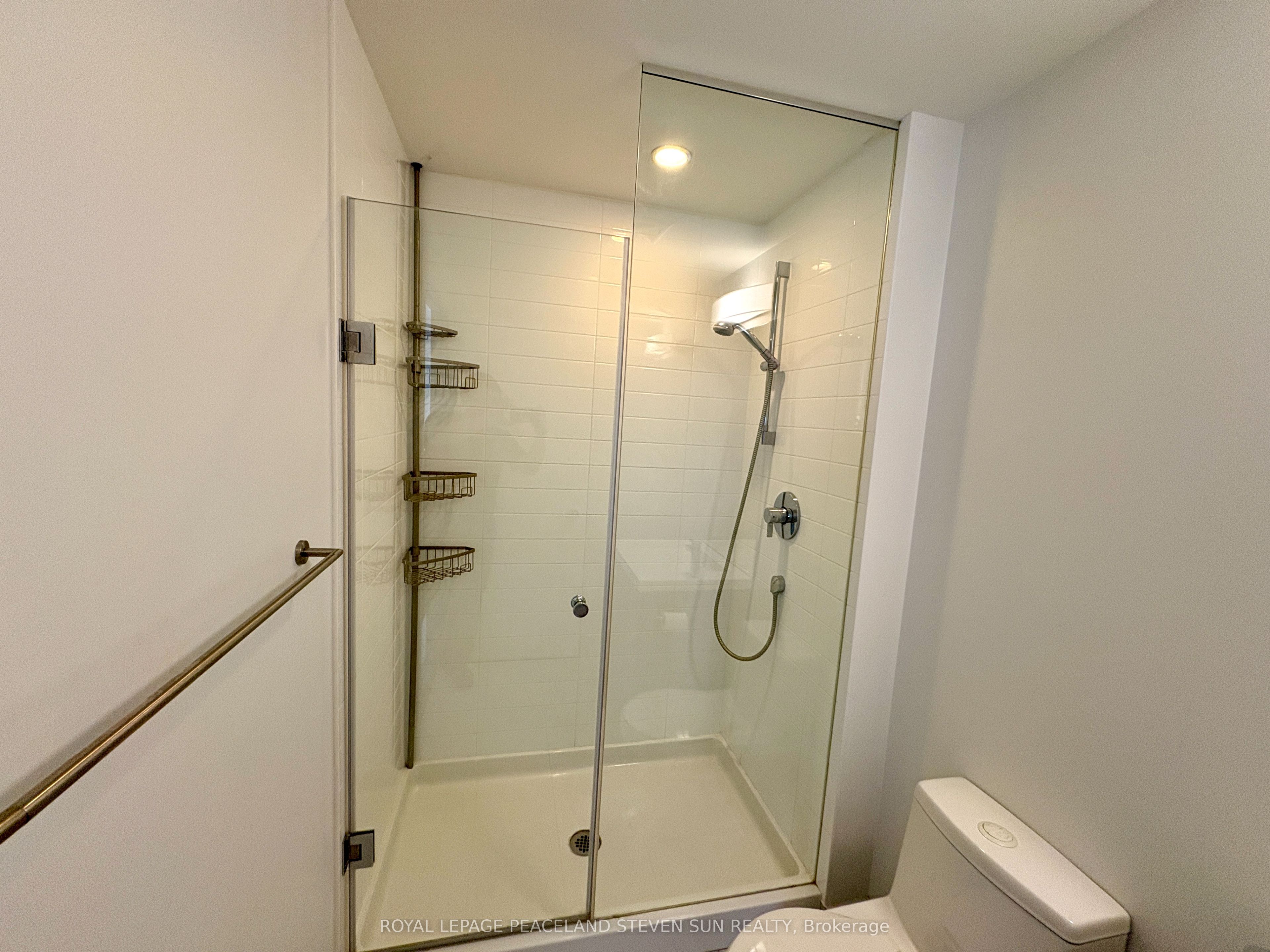 199 Richmond Street W 1004 Property Photo 16