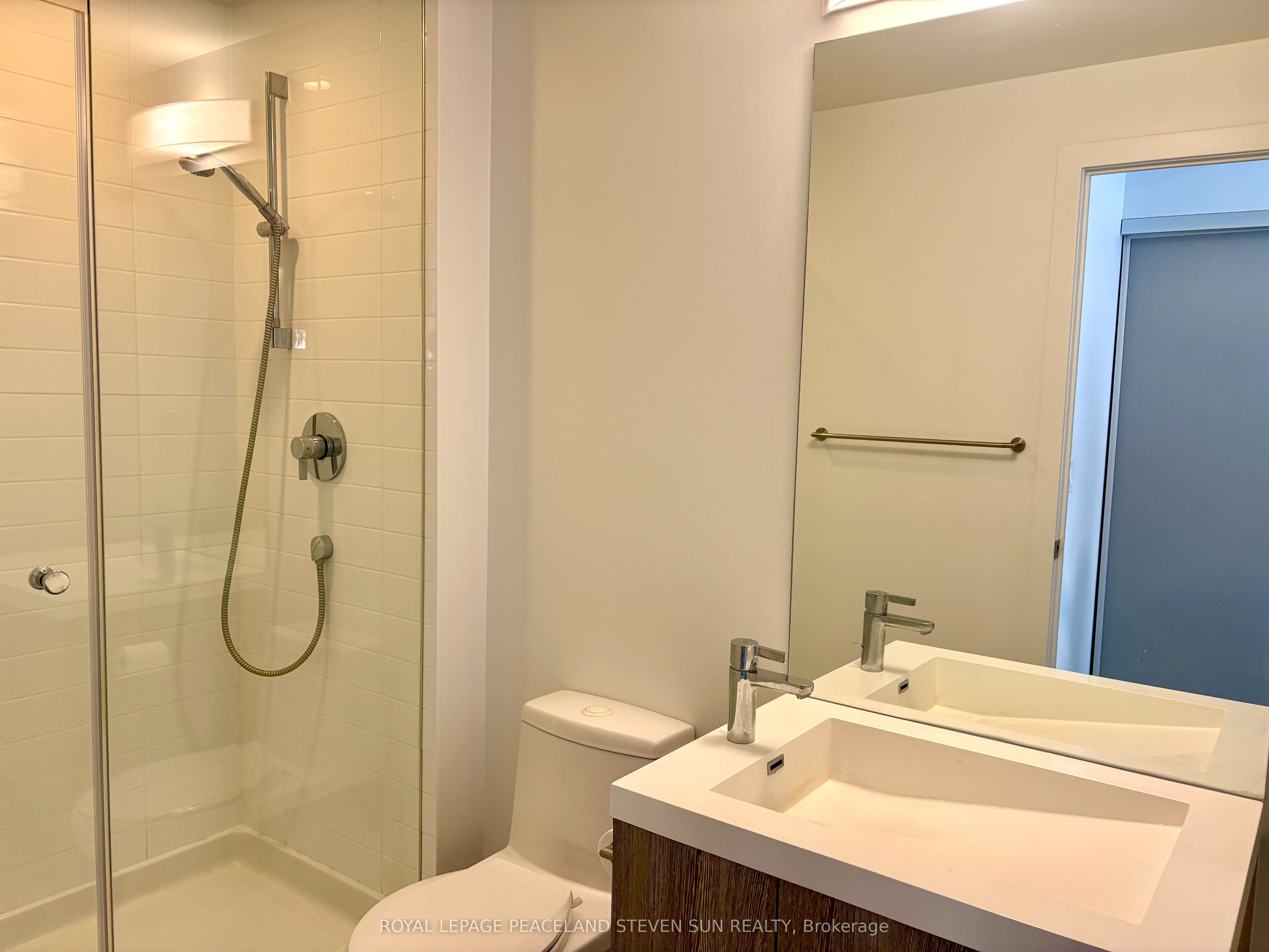 199 Richmond Street W 1004 Property Photo 18