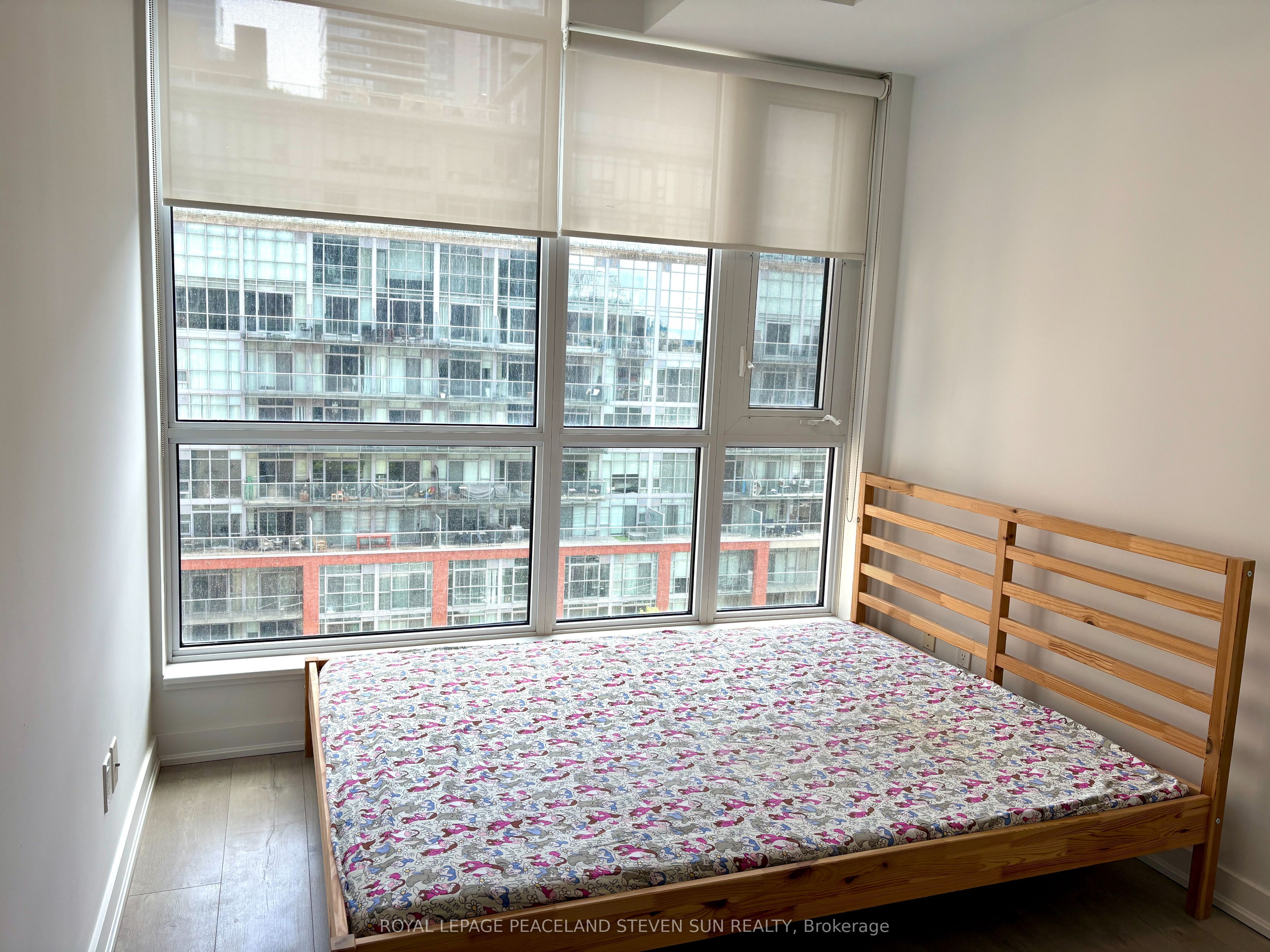 199 Richmond Street W 1004 Property Photo 19