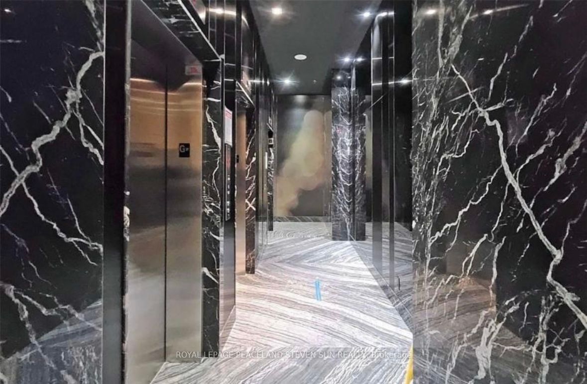 199 Richmond Street W 1004 Property Photo 27