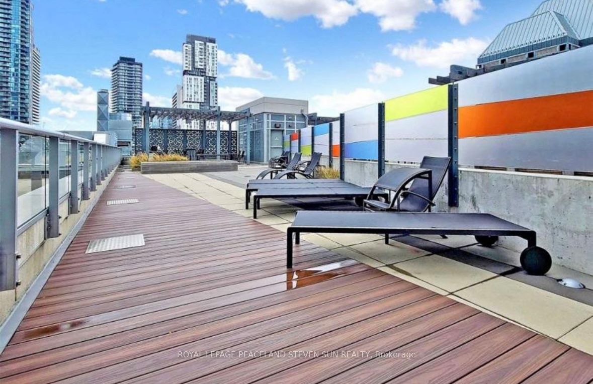 199 Richmond Street W 1004 Property Photo 32