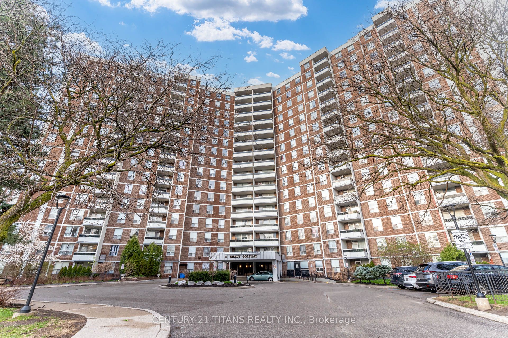 #1510 - 5 Shady Golfway Property Photo 1