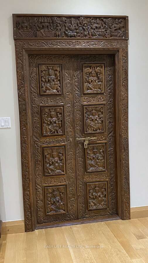 98 Burbank Drive Property Photo 19