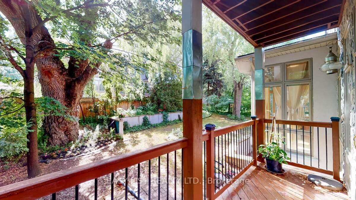 98 Burbank Drive Property Photo 47