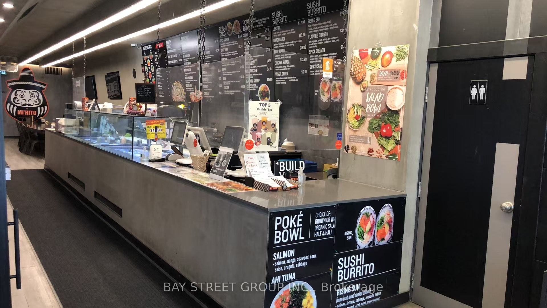 285 College Street Property Photo 3