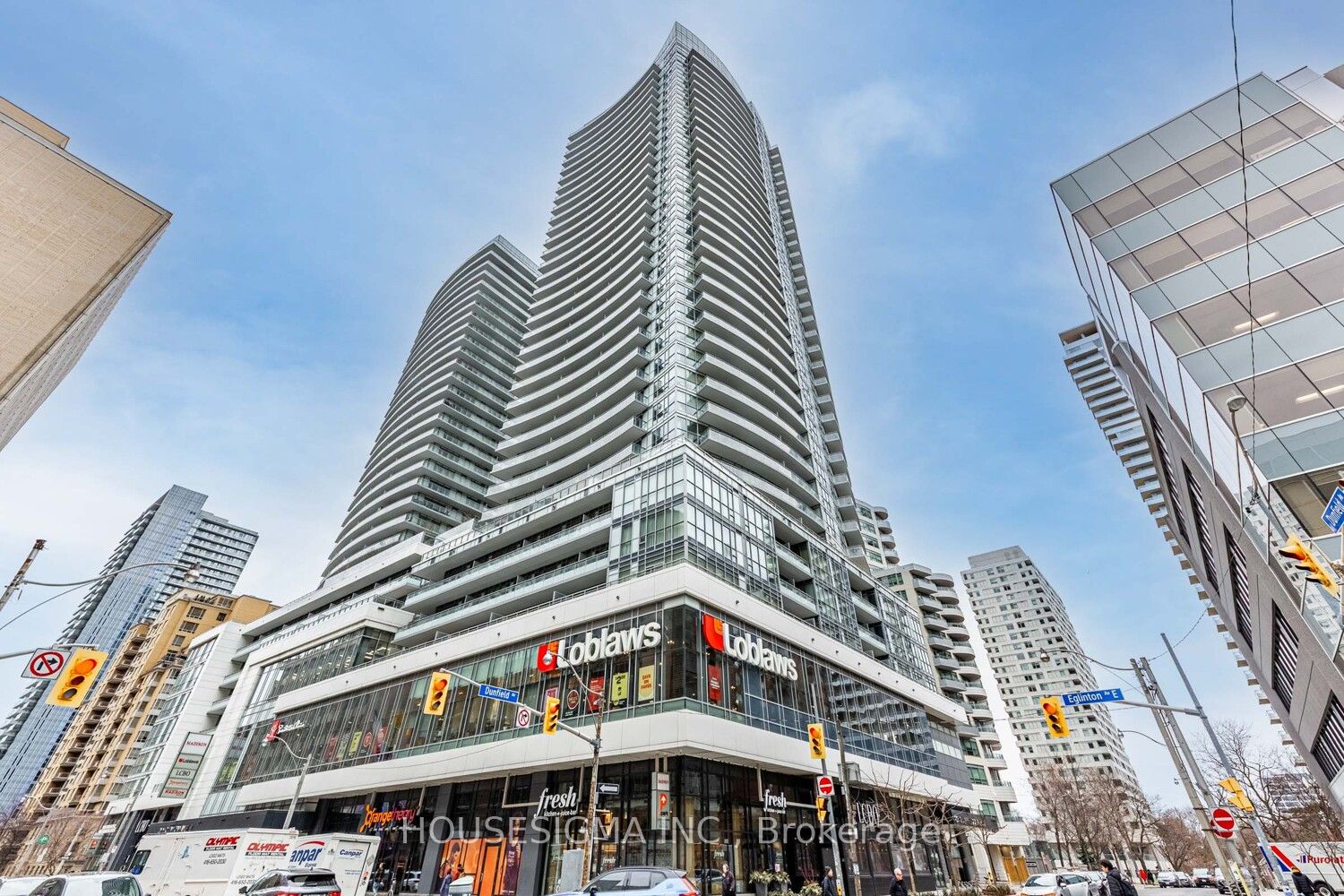 #2701 - 89 Dunfield Avenue Property Photo 1