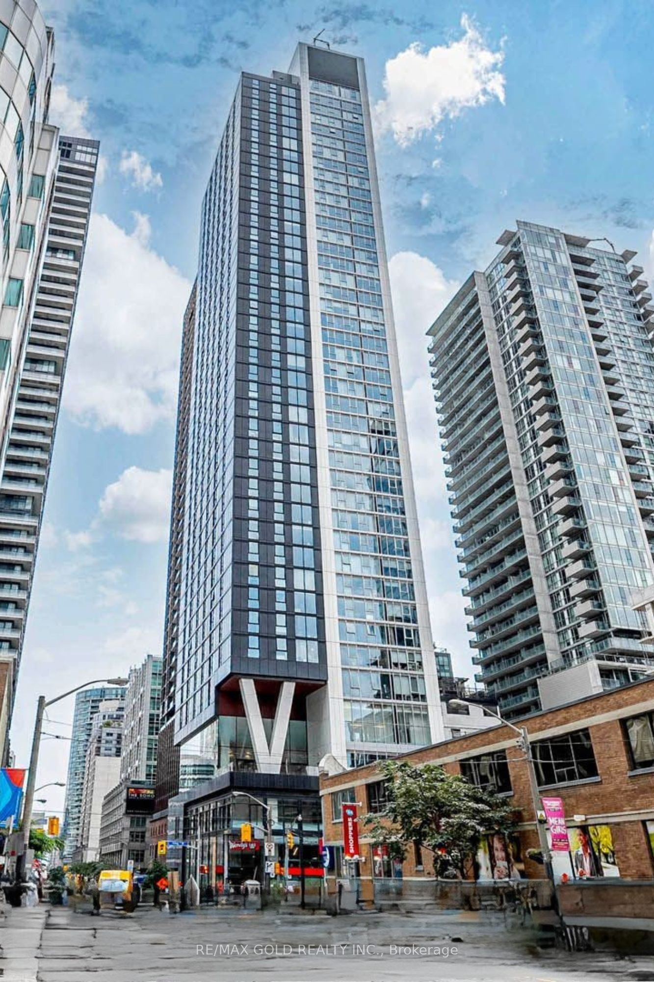 #1708 - 357 King Street Property Photo 1