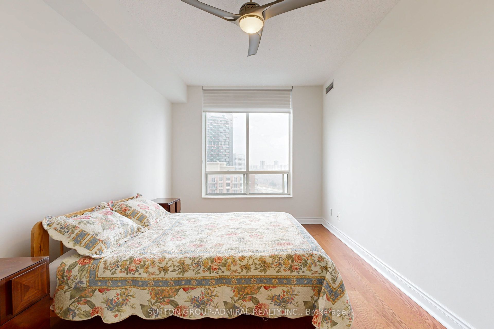 1101 Leslie Street 1502 Property Photo 24