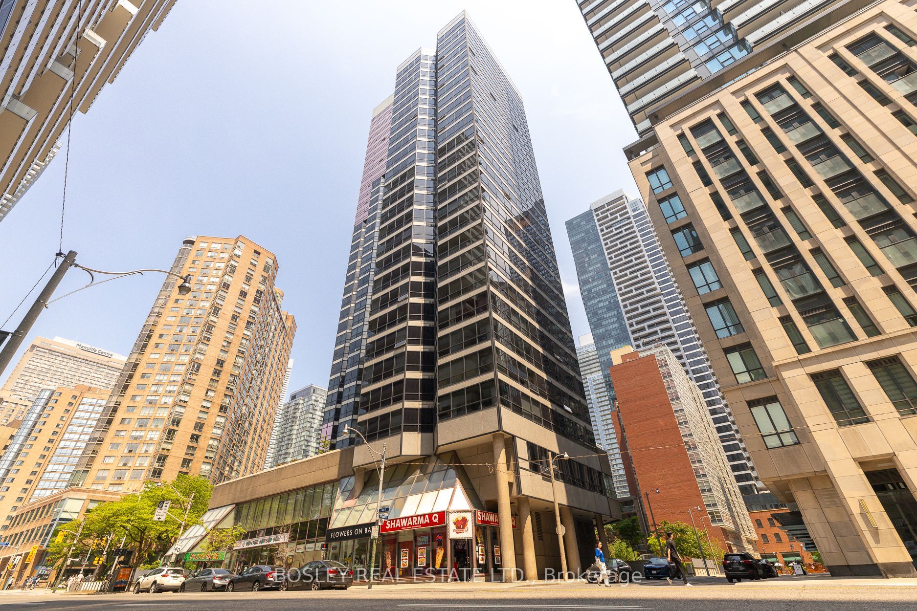 #1304 - 1001 Bay Street Property Photo 1