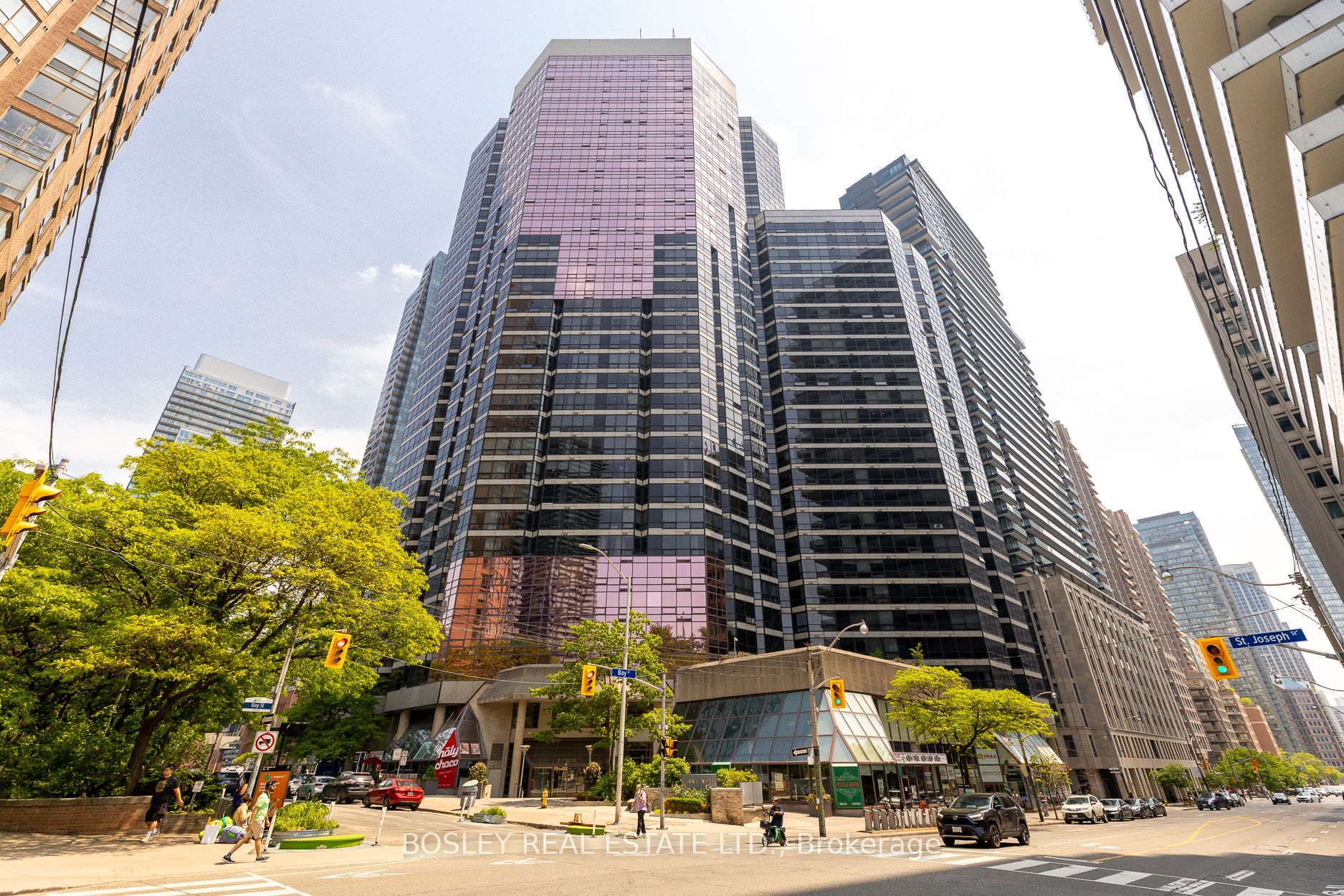 #1008 - 1001 Bay Street Property Photo 1