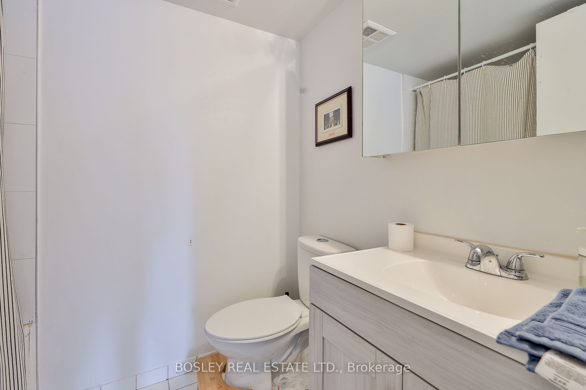 1001 Bay Street 1008 Property Photo 18