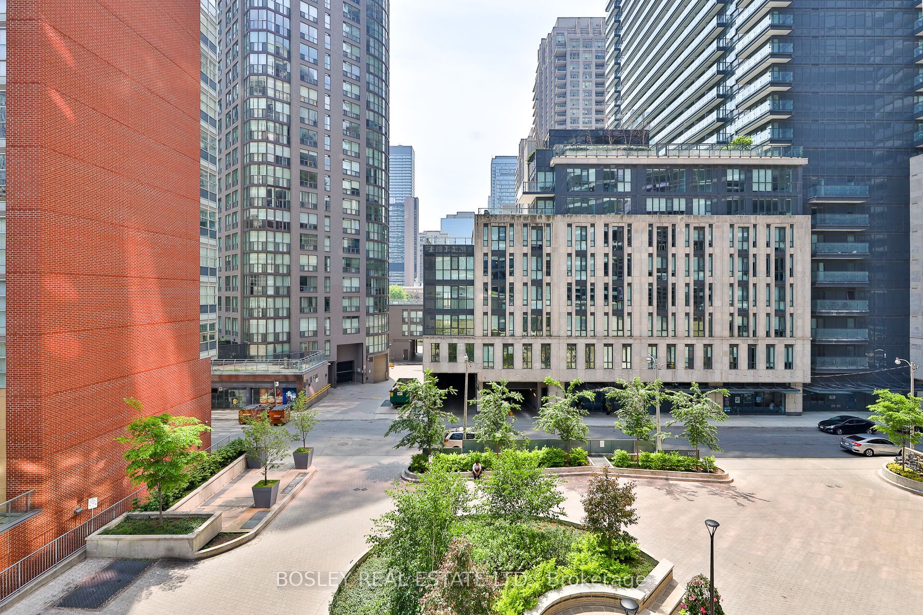 1001 Bay Street 1008 Property Photo 30