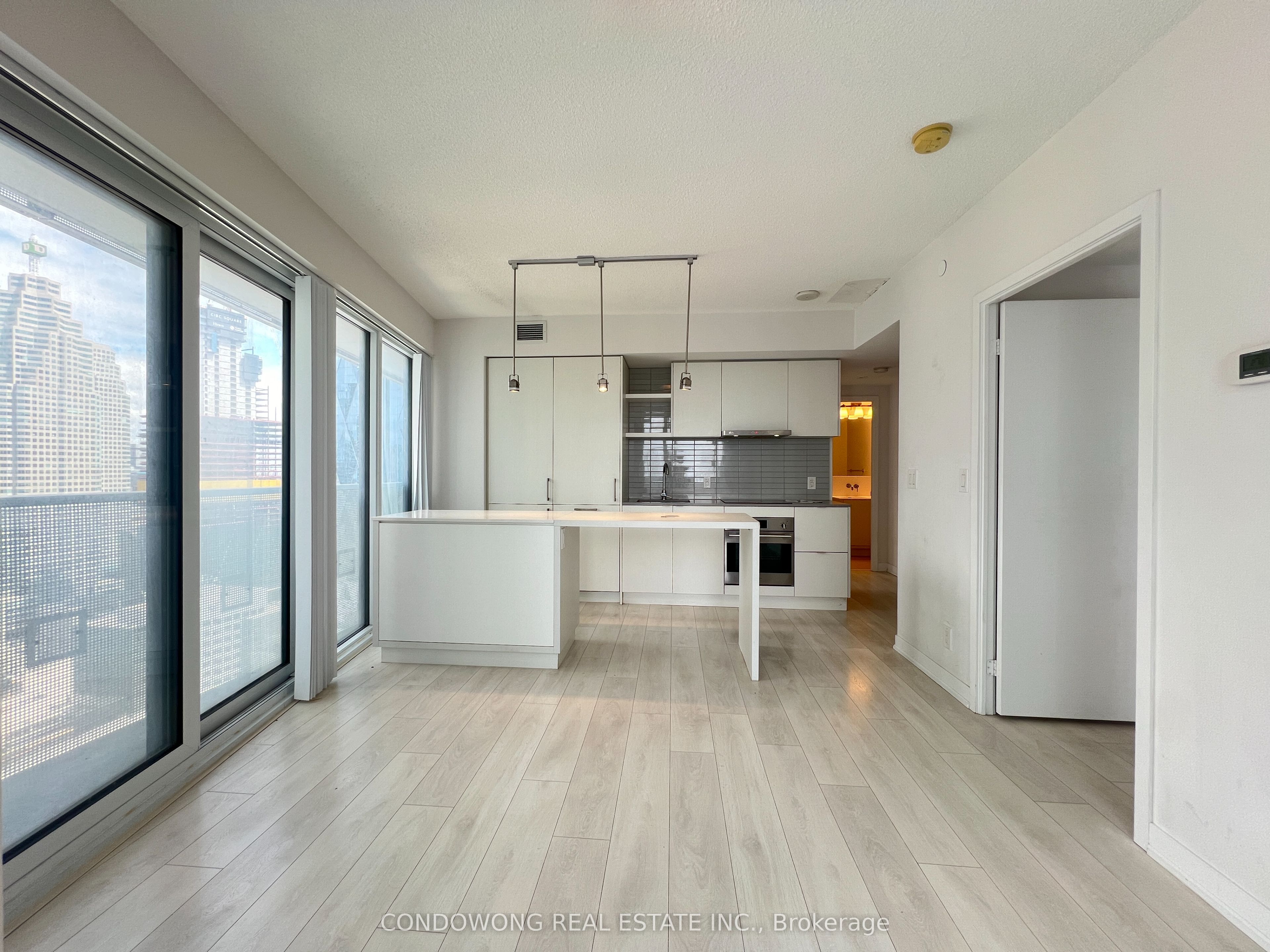 100 Harbour Street 3602 Property Photo 1