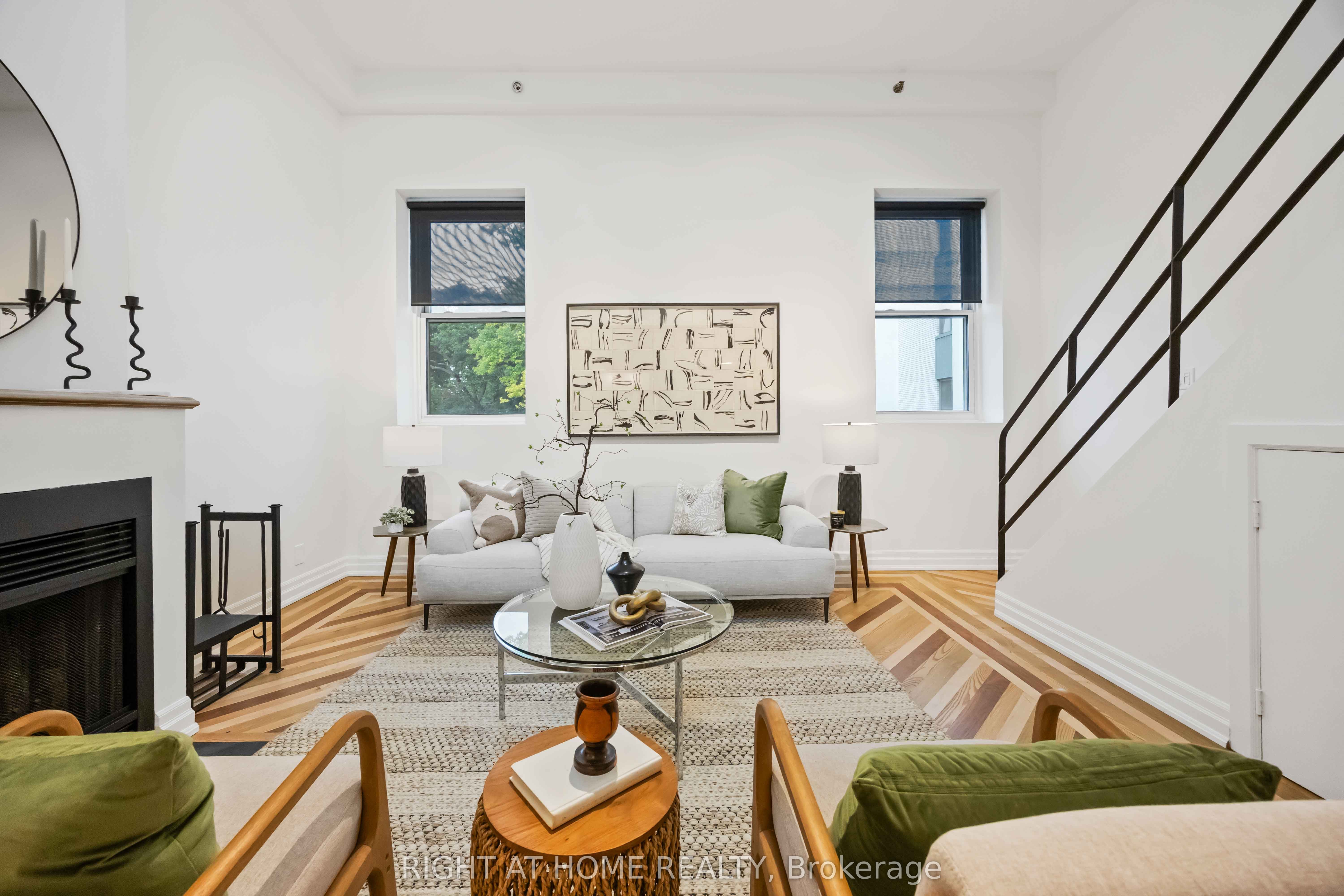 #202 - 110 Hepbourne Street Property Photo 2