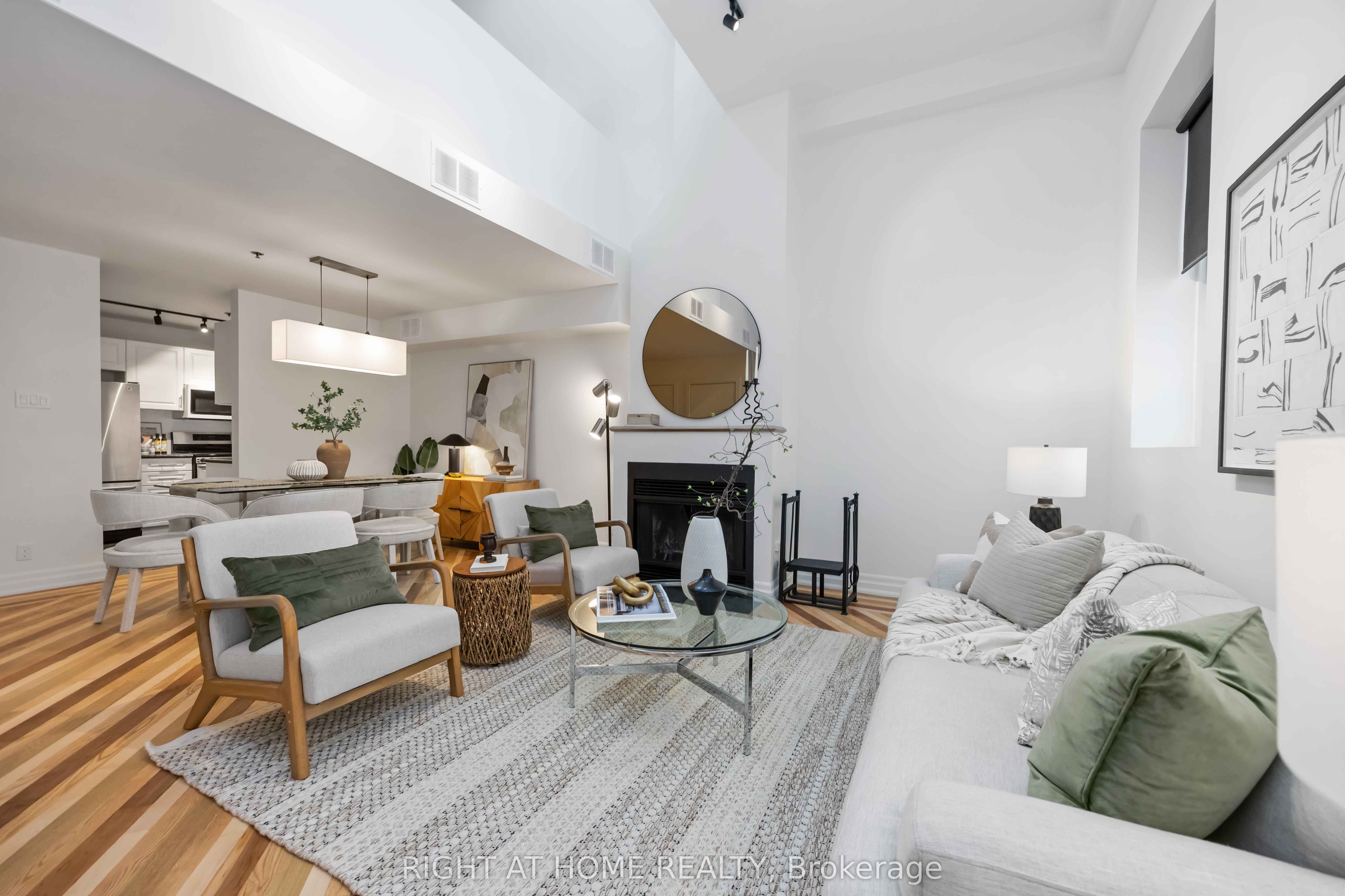 #202 - 110 Hepbourne Street Property Photo 3