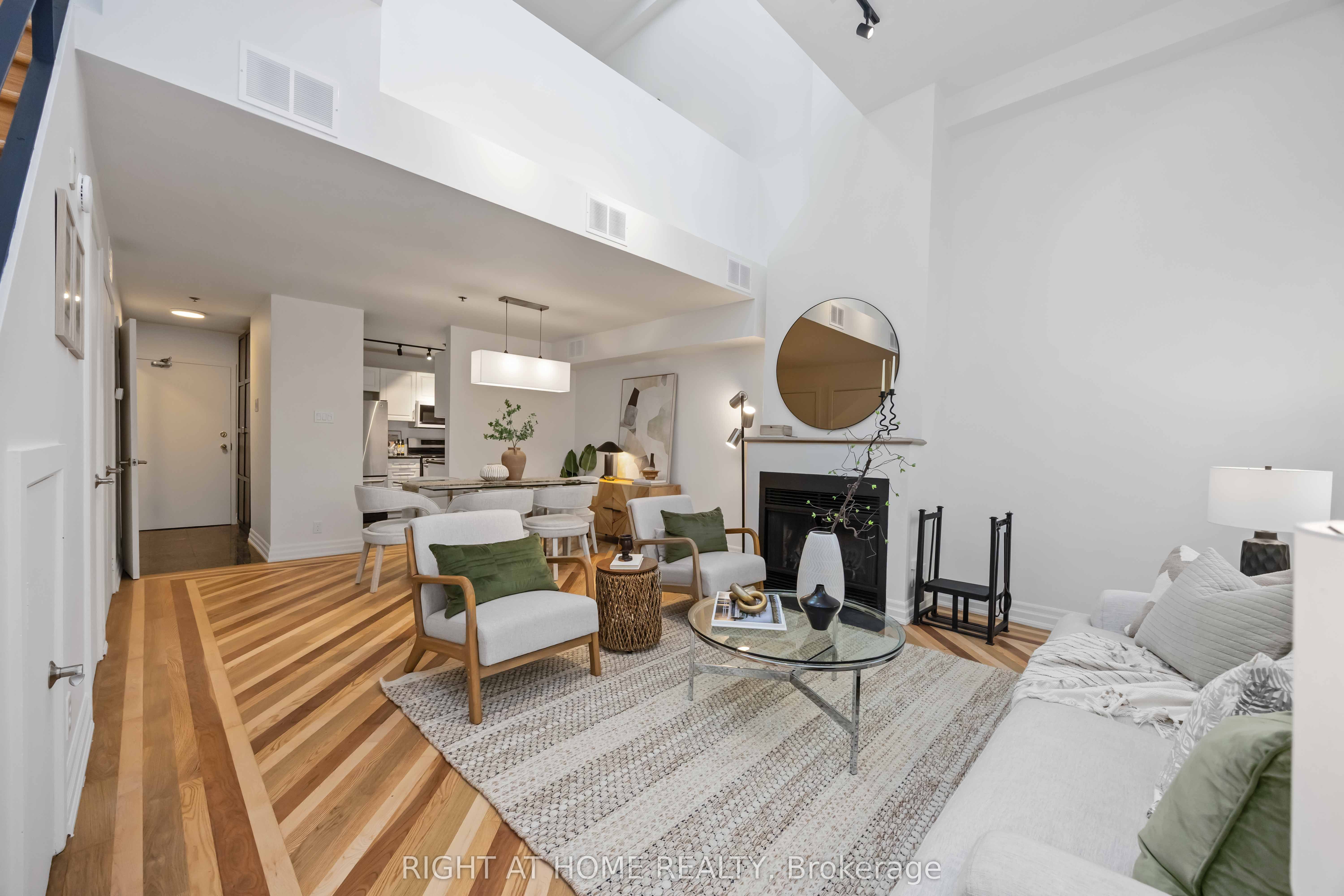#202 - 110 Hepbourne Street Property Photo 6