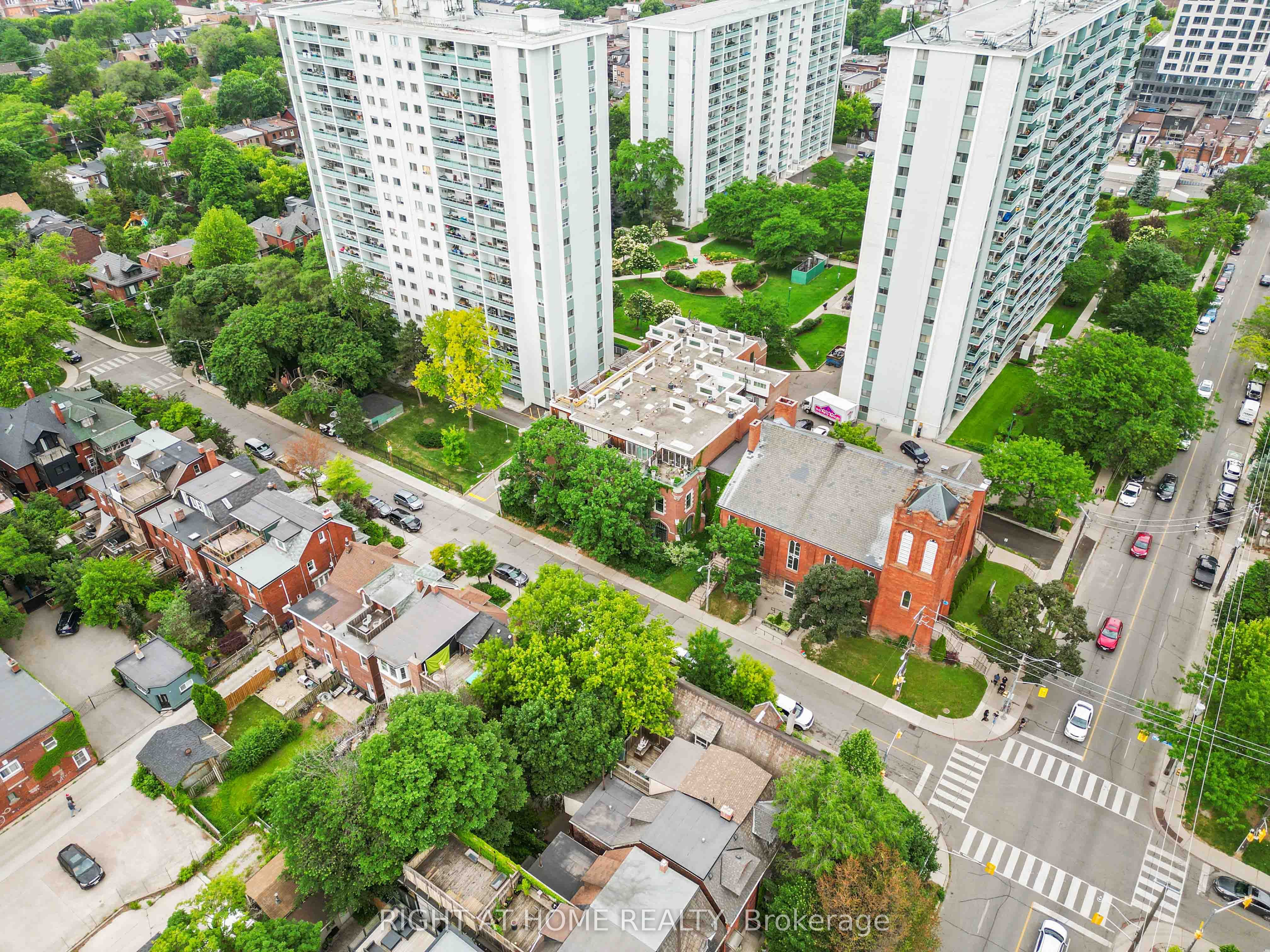 #202 - 110 Hepbourne Street Property Photo 22