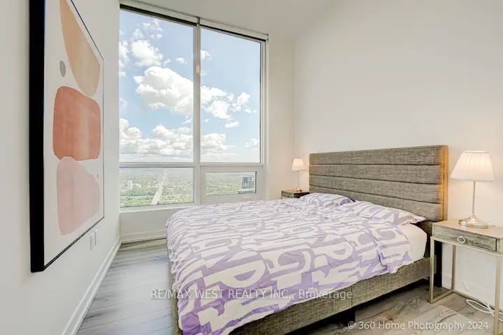 395 Bloor Street E 5303 Property Photo 4
