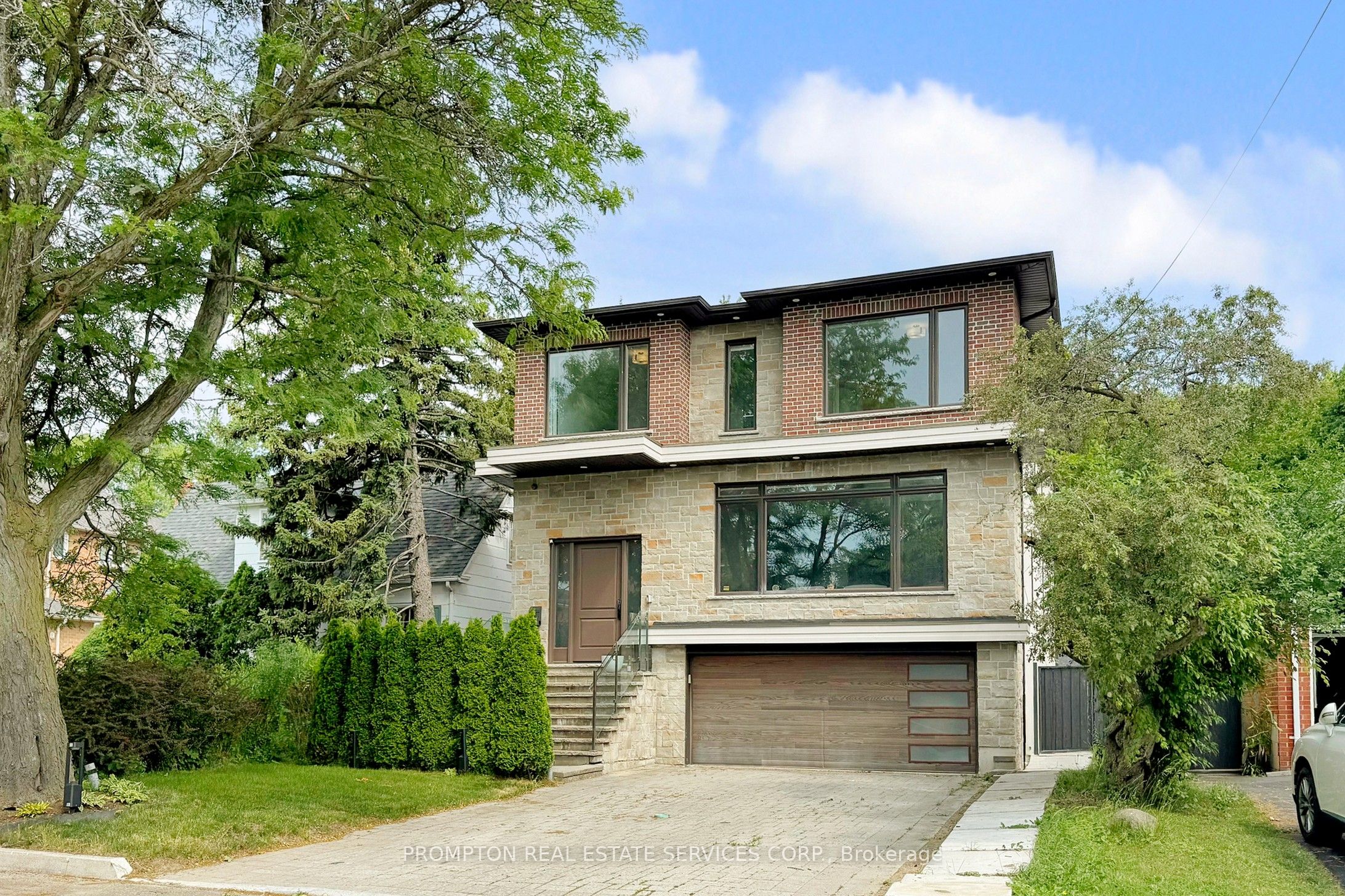 16 Risebrough Avenue Property Photo 1