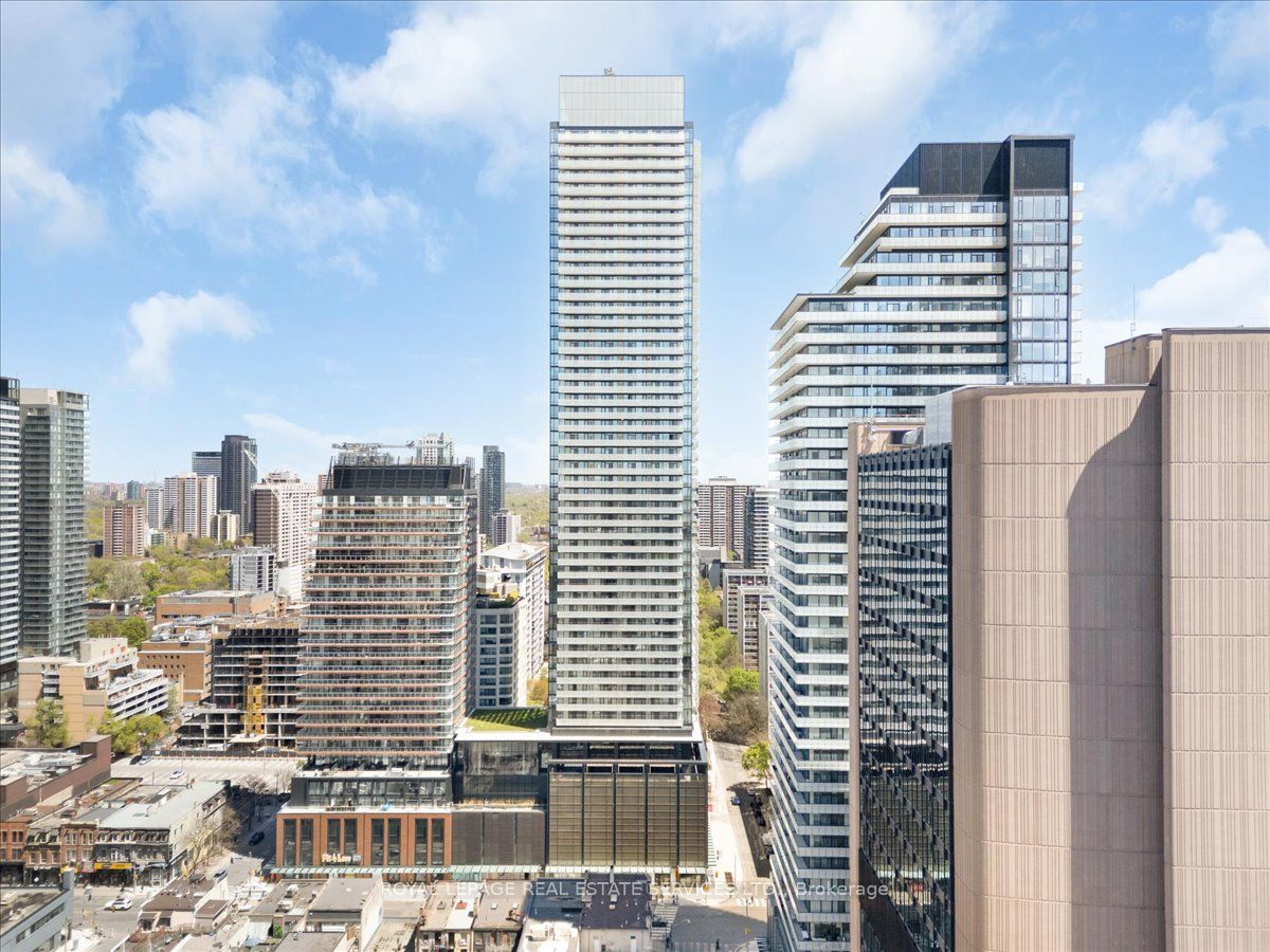 501 Yonge Street 911 Property Photo 1