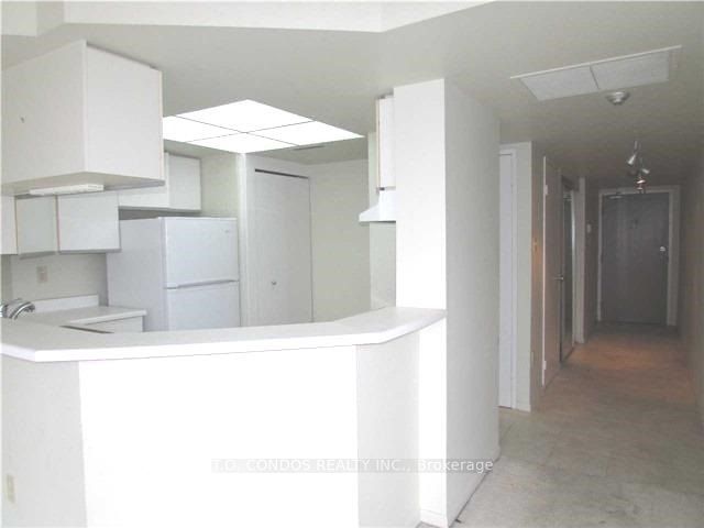 1001 Bay Street 2904 Property Photo 2