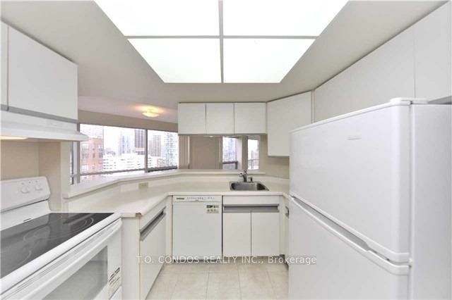 1001 Bay Street 2904 Property Photo 6