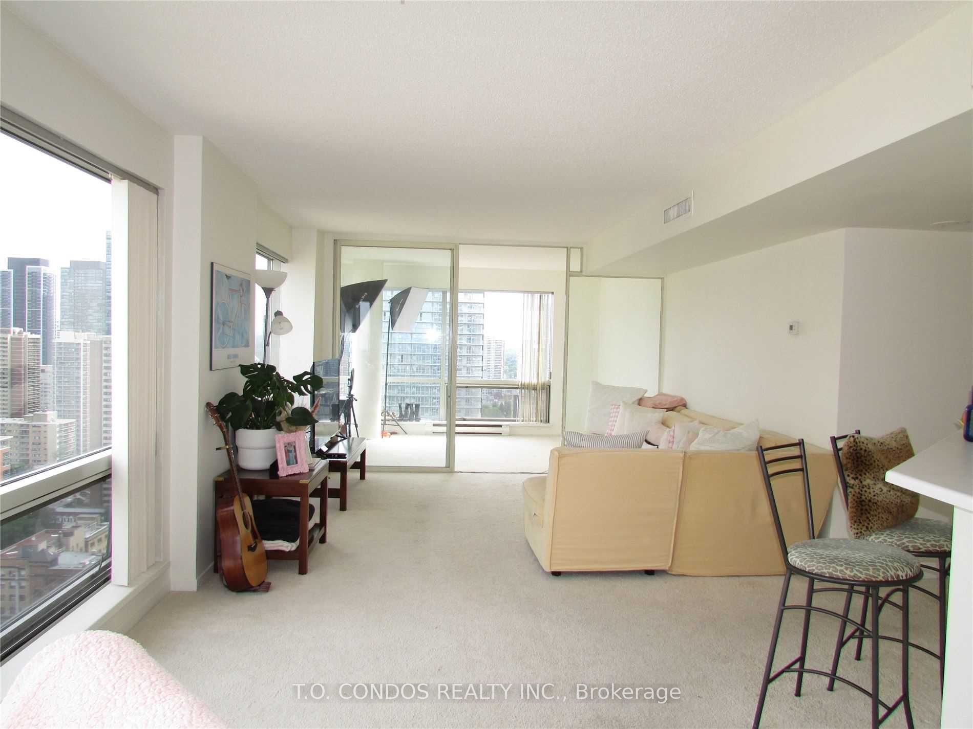 1001 Bay Street 2904 Property Photo 12