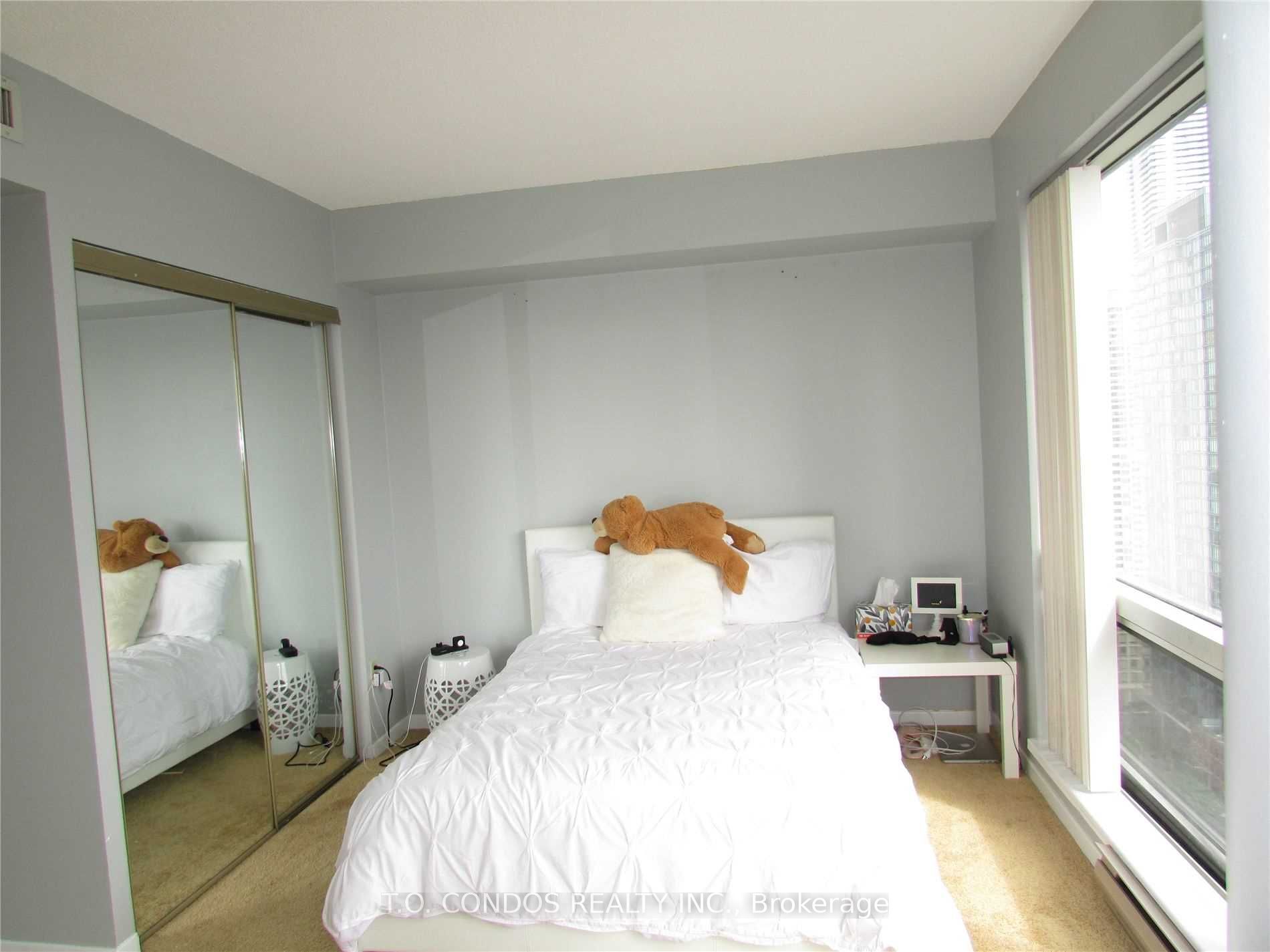1001 Bay Street 2904 Property Photo 16